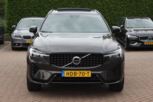 Volvo XC60 view 9