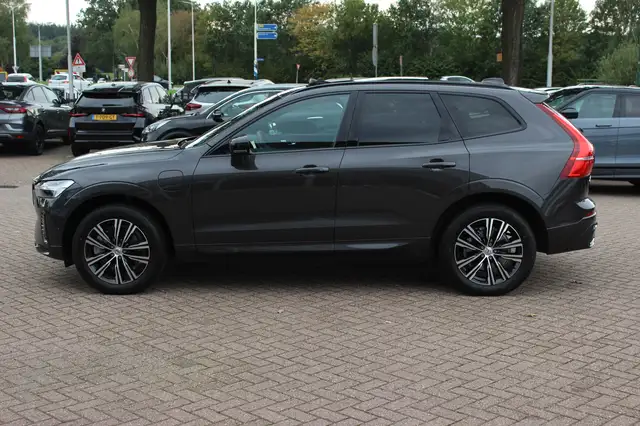 Volvo XC60 view 8