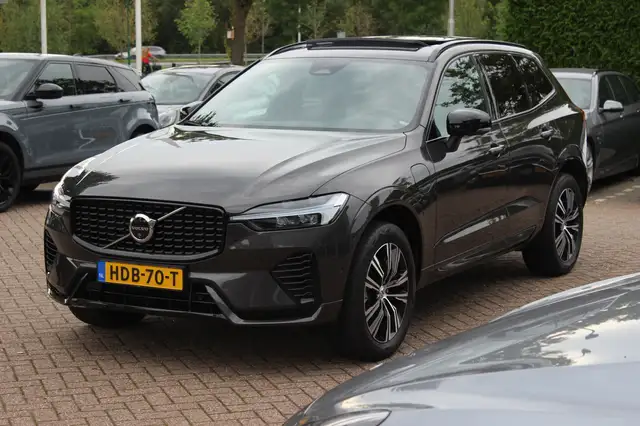Volvo XC60 view 7