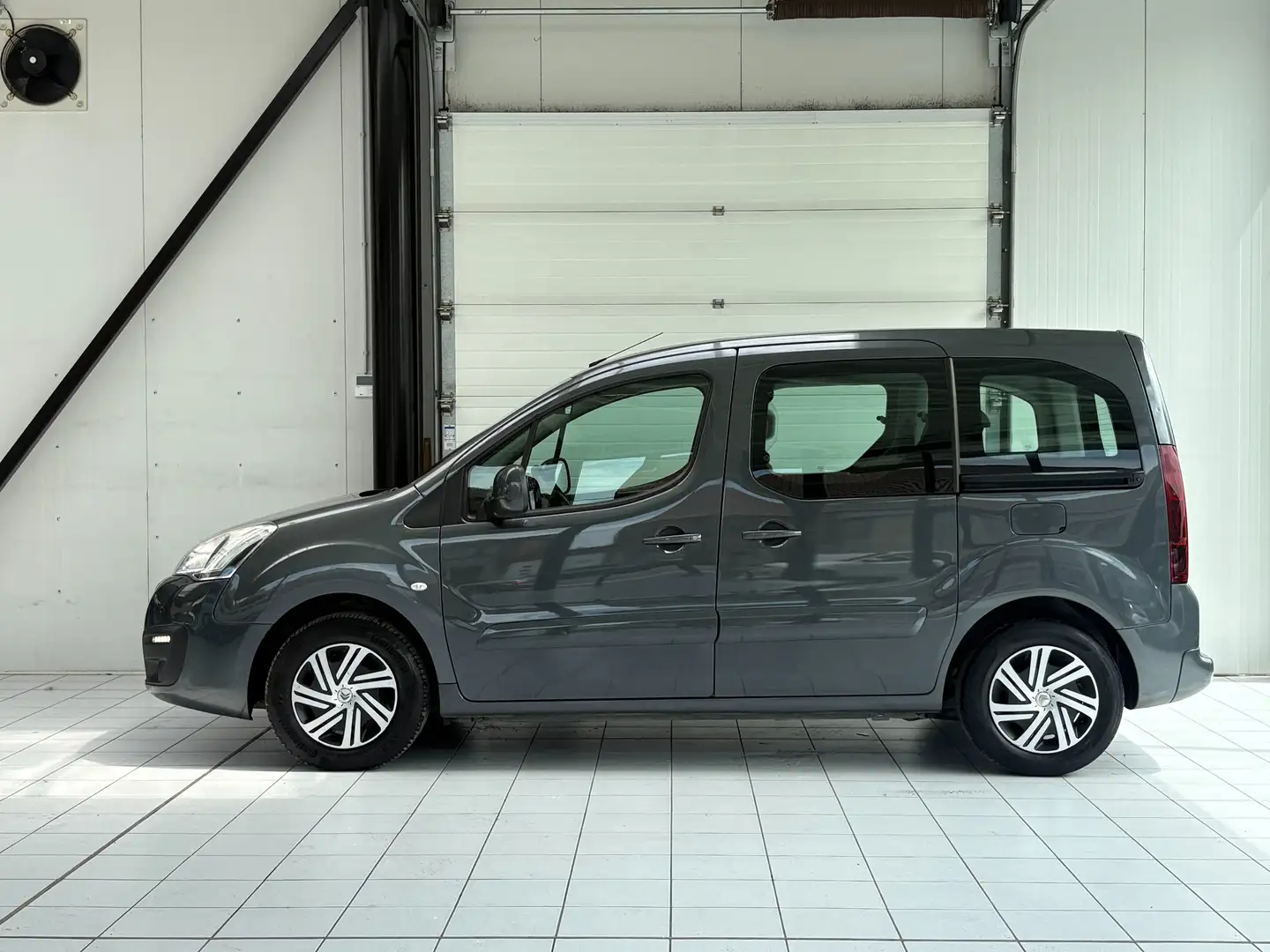 Citroen Berlingo Berlingo 1.6 HDi * LAT G/D * CLIM * TVA * EURO 6* Gris - 2
