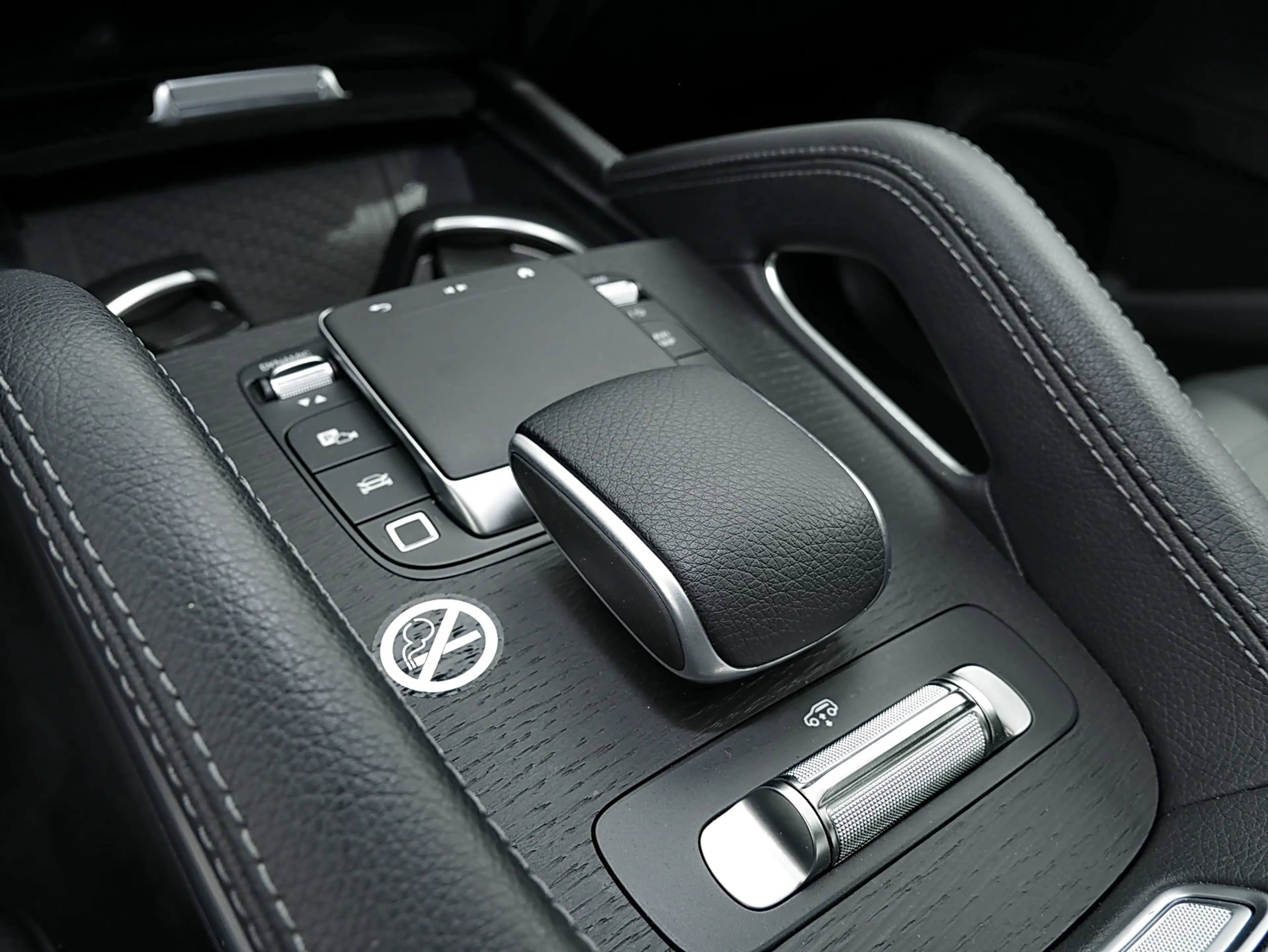 Mercedes-Benz GLS 450 d 4MATIC+Burmester+Multi-Beam+Ambiente — photo 13