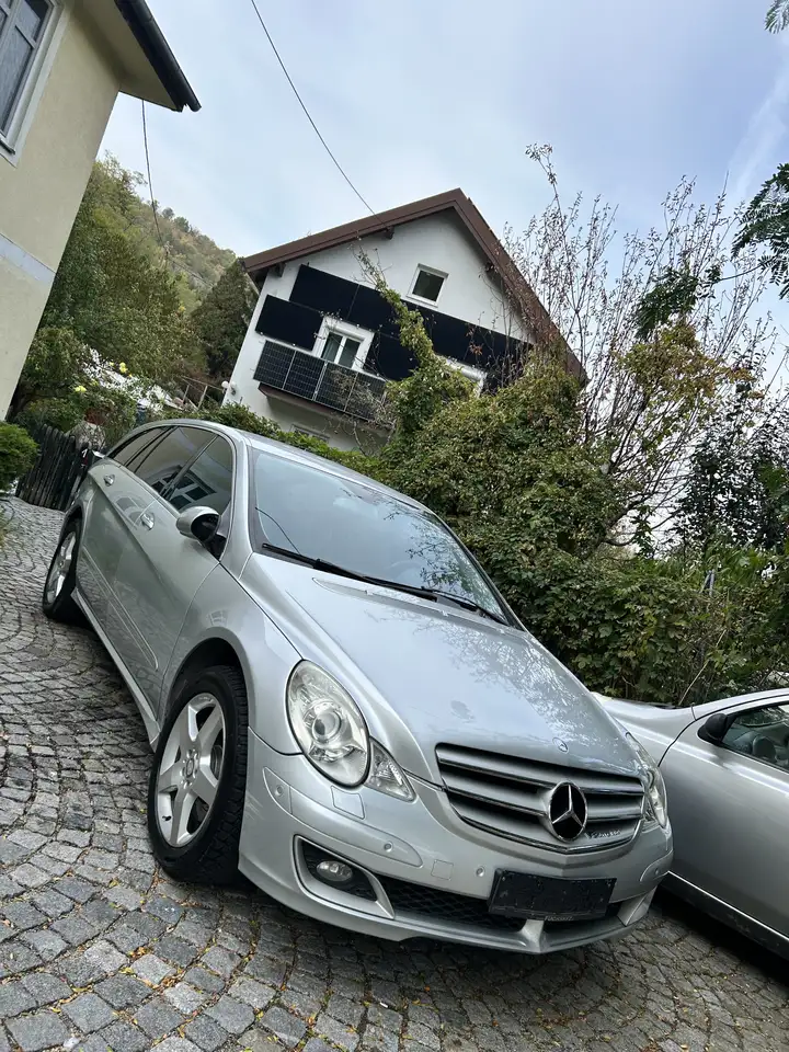 Mercedes-Benz R 500