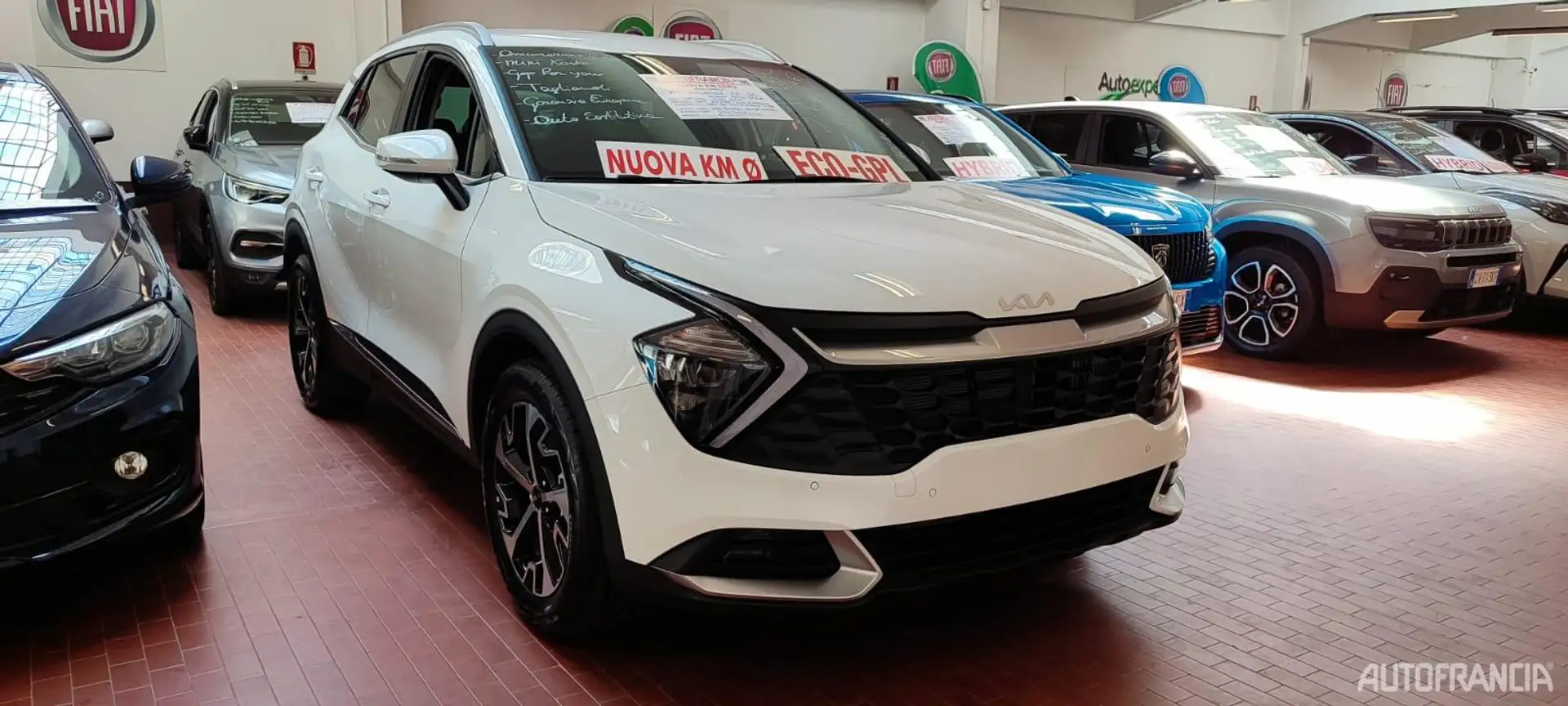 Kia SPORTAGE - 1.6 GPL 147CV STYLE White - 2