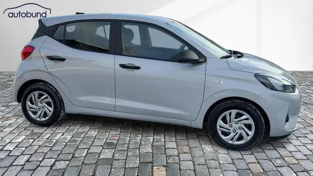 Hyundai I10 view 4