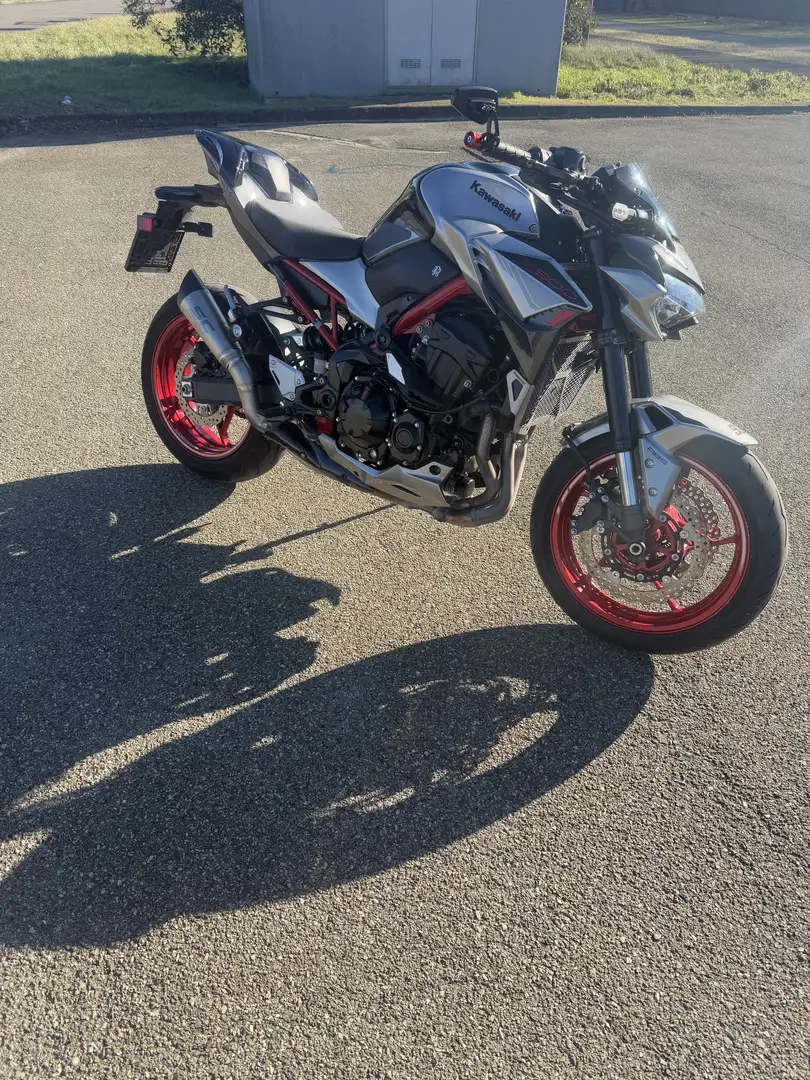 Kawasaki Z 900 Grau - 2