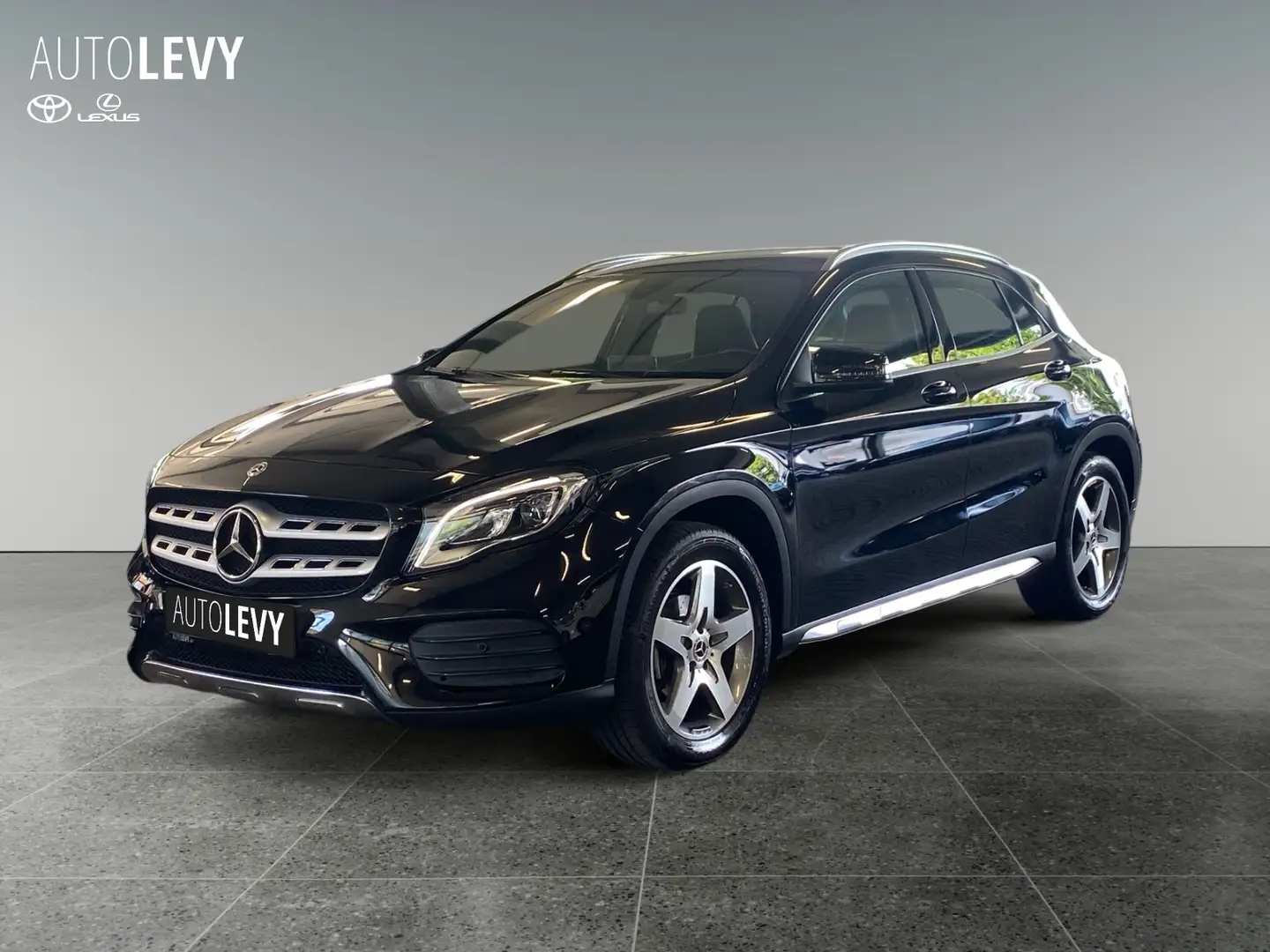 Mercedes-Benz GLA 200 AMG Line *8FACH*AHK*NAVI* Black - 2