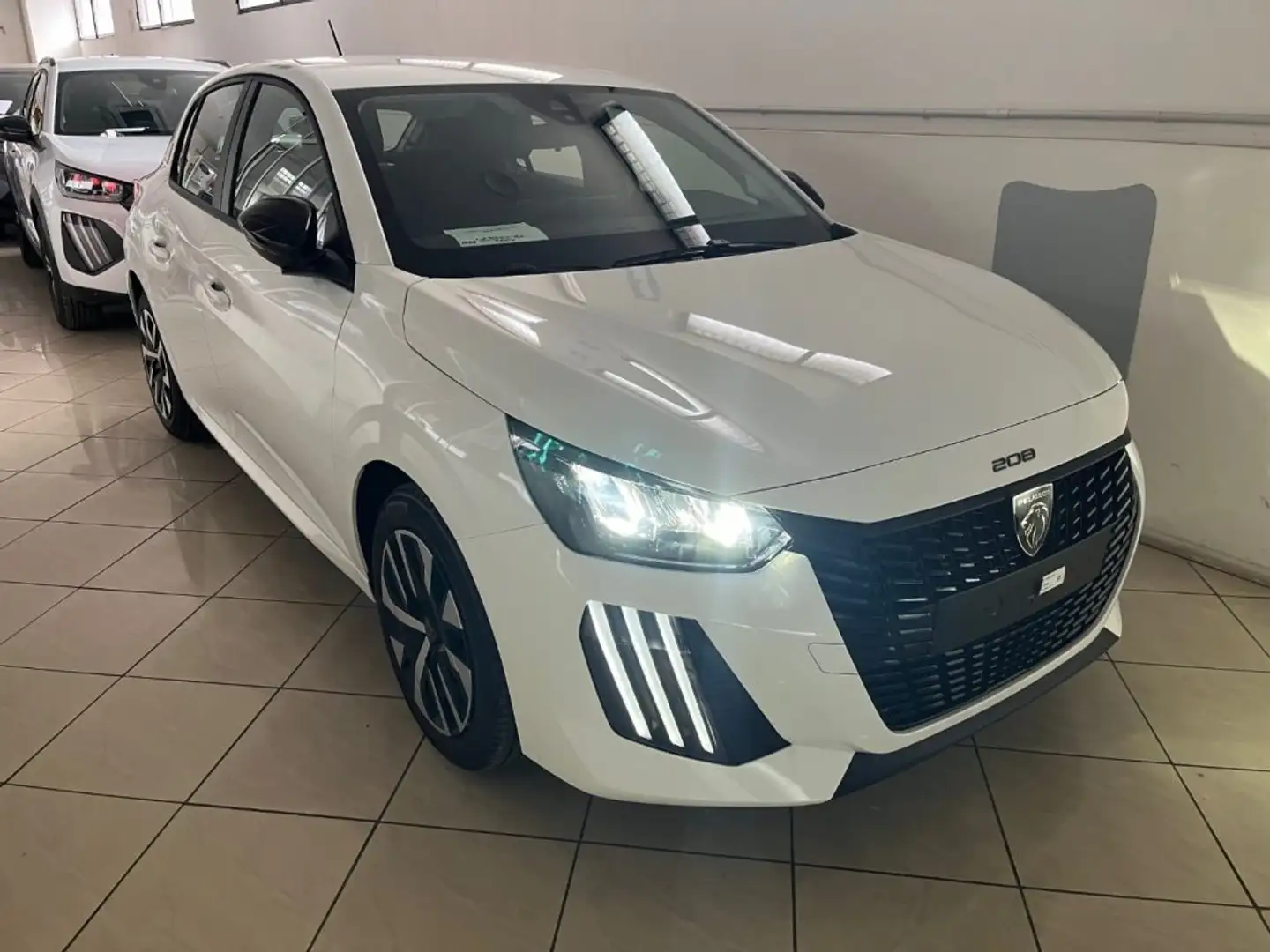 Peugeot 208 STYLE 1.2 PureTech 75CV Stop&Start 5 porte - 1
