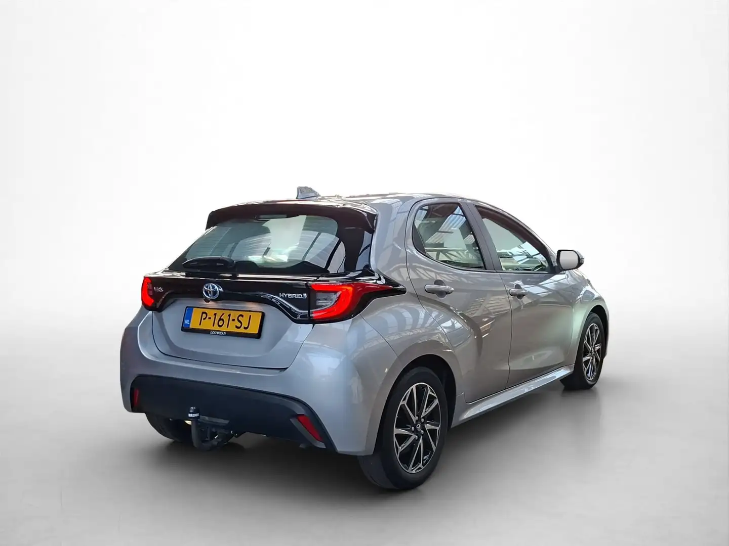 Toyota Yaris 1.5 Hybrid Dynamic | Trekhaak Silber - 2