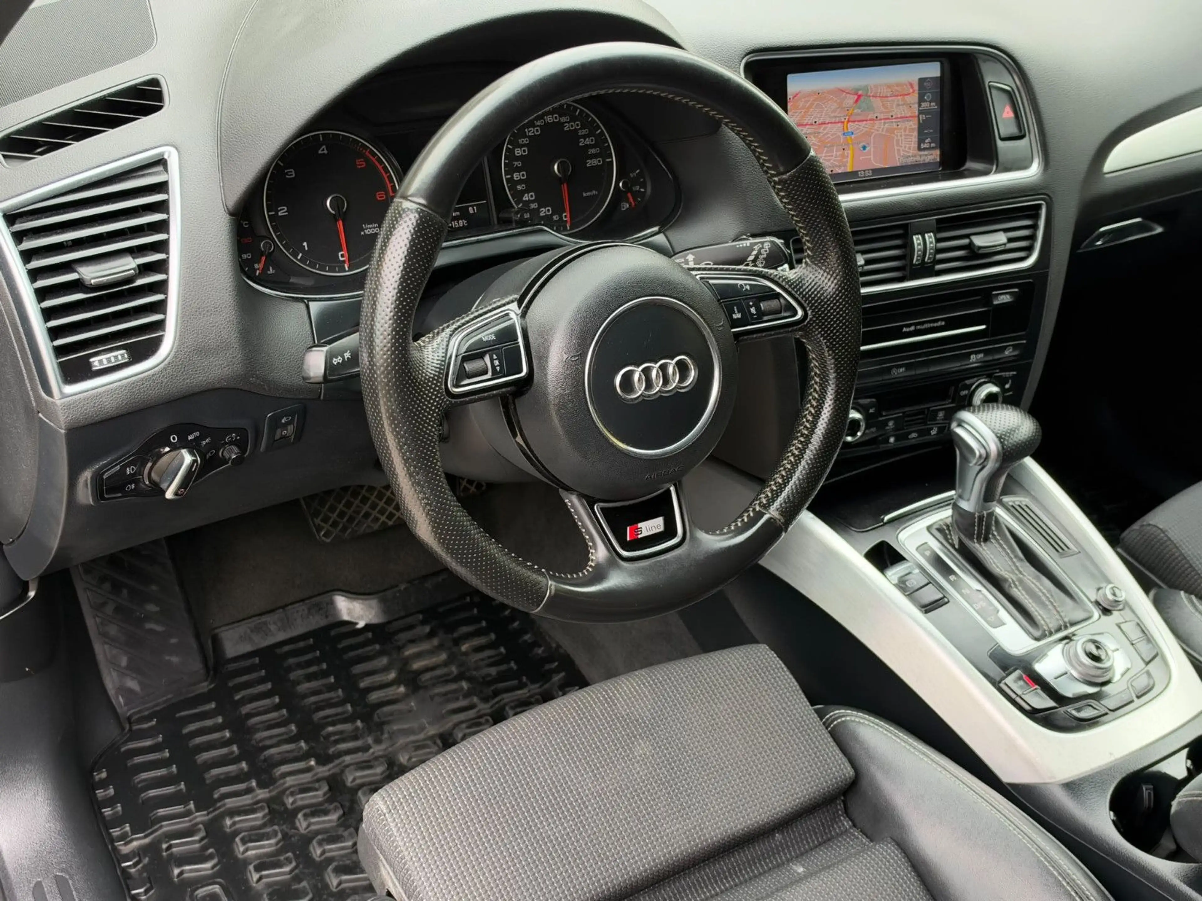Audi Q5 3.0 TDI S tronic quattro Navi S-Line AHK — photo 15