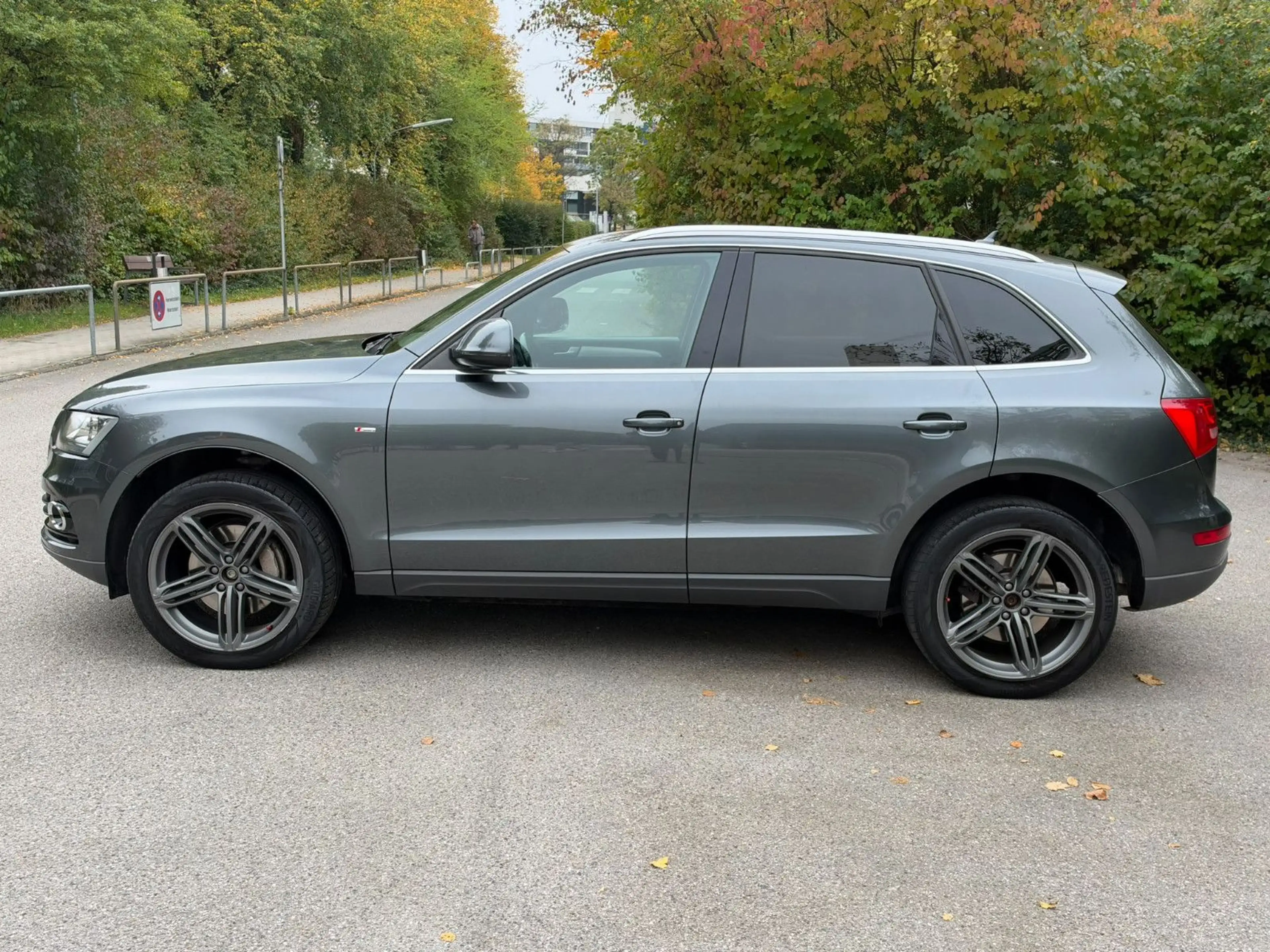 Audi Q5 3.0 TDI S tronic quattro Navi S-Line AHK — photo 8