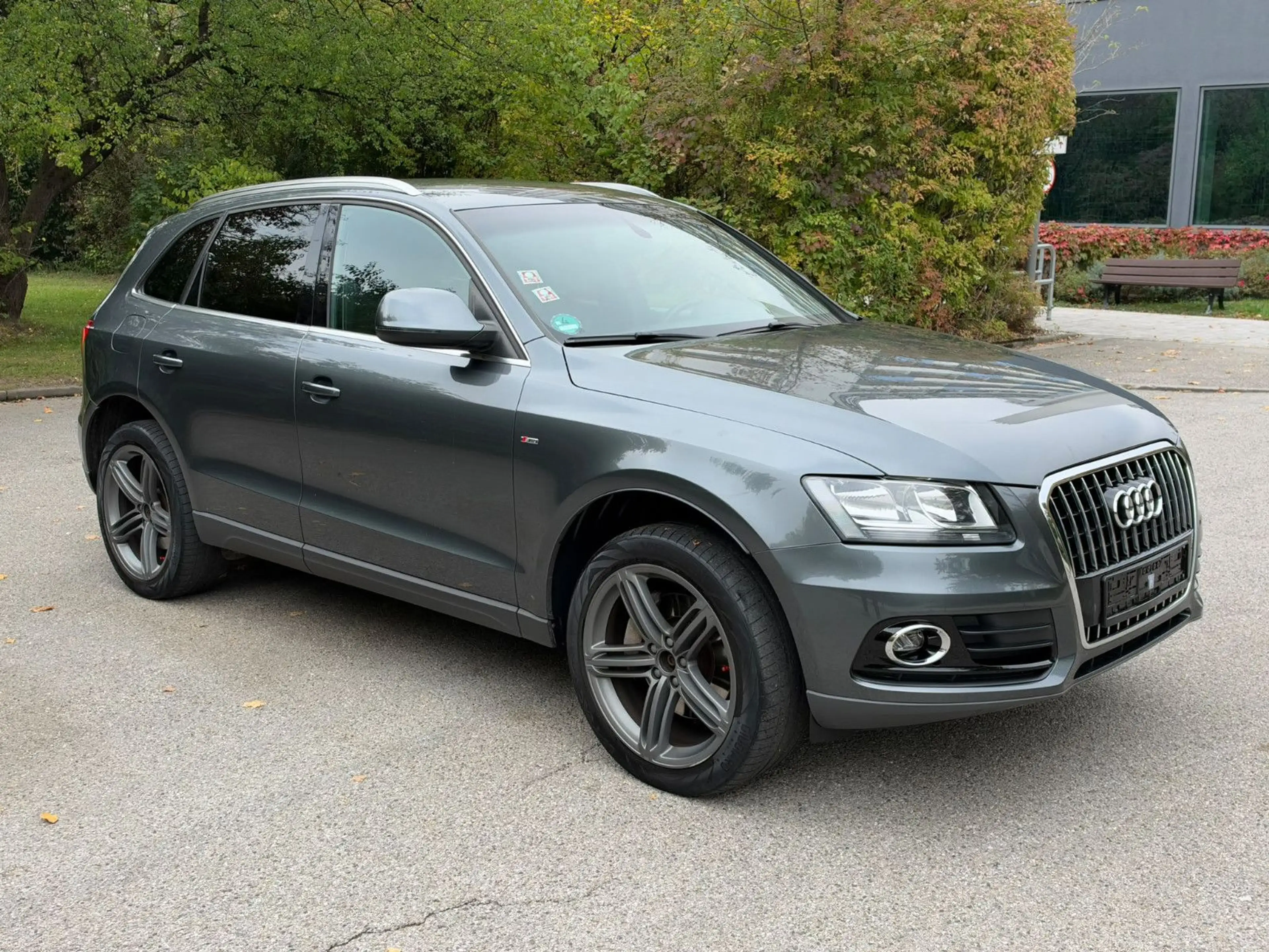 Audi Q5 3.0 TDI S tronic quattro Navi S-Line AHK — photo 3