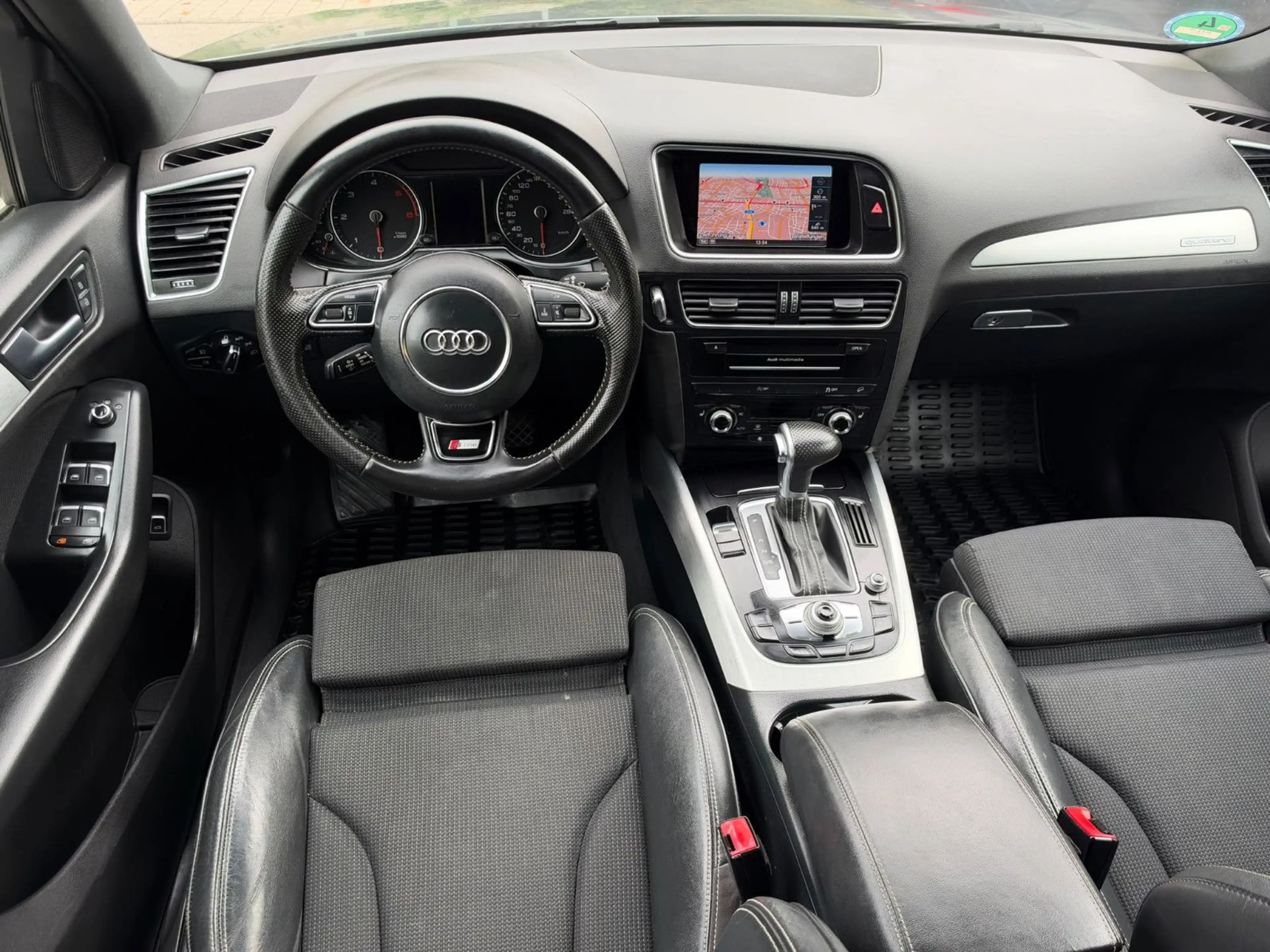 Audi Q5 3.0 TDI S tronic quattro Navi S-Line AHK — photo 11