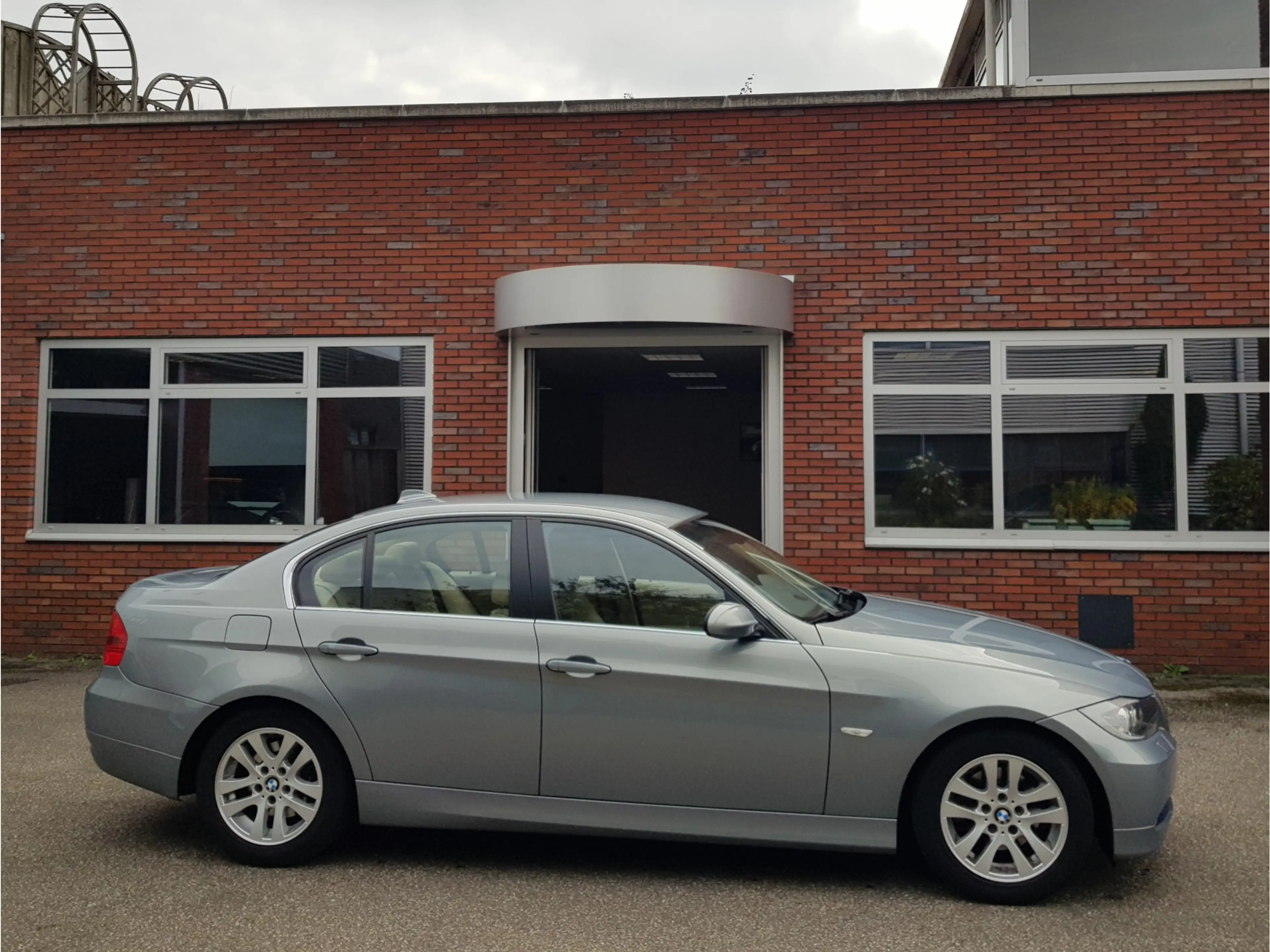 BMW 325 3-serie 325i Aut 1e Eig Leder Navi Xenon Ecc — photo 3