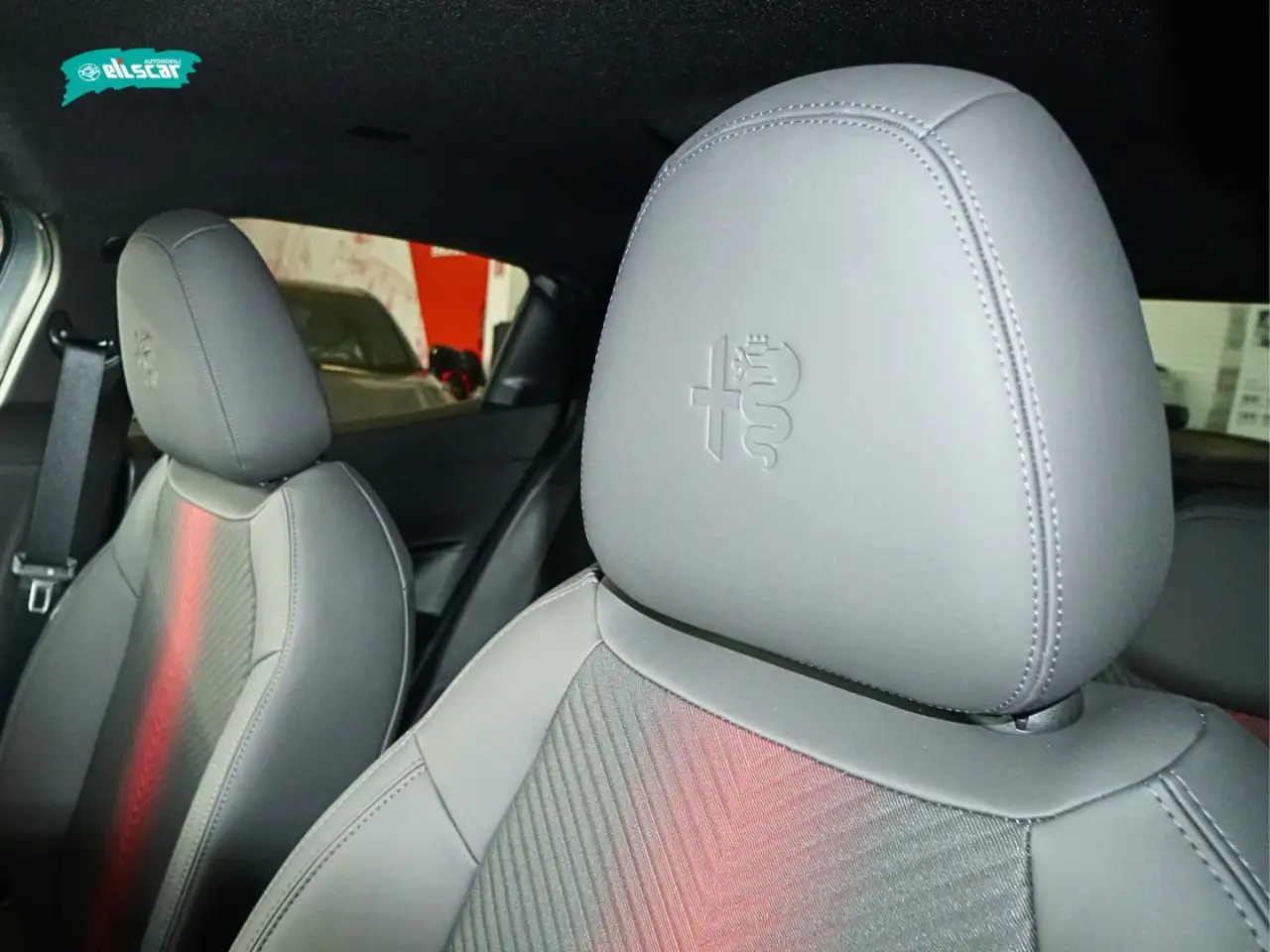 Alfa Romeo Junior 2025 — фото 12