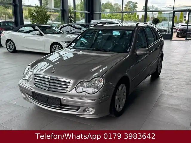 Mercedes-Benz C 230
