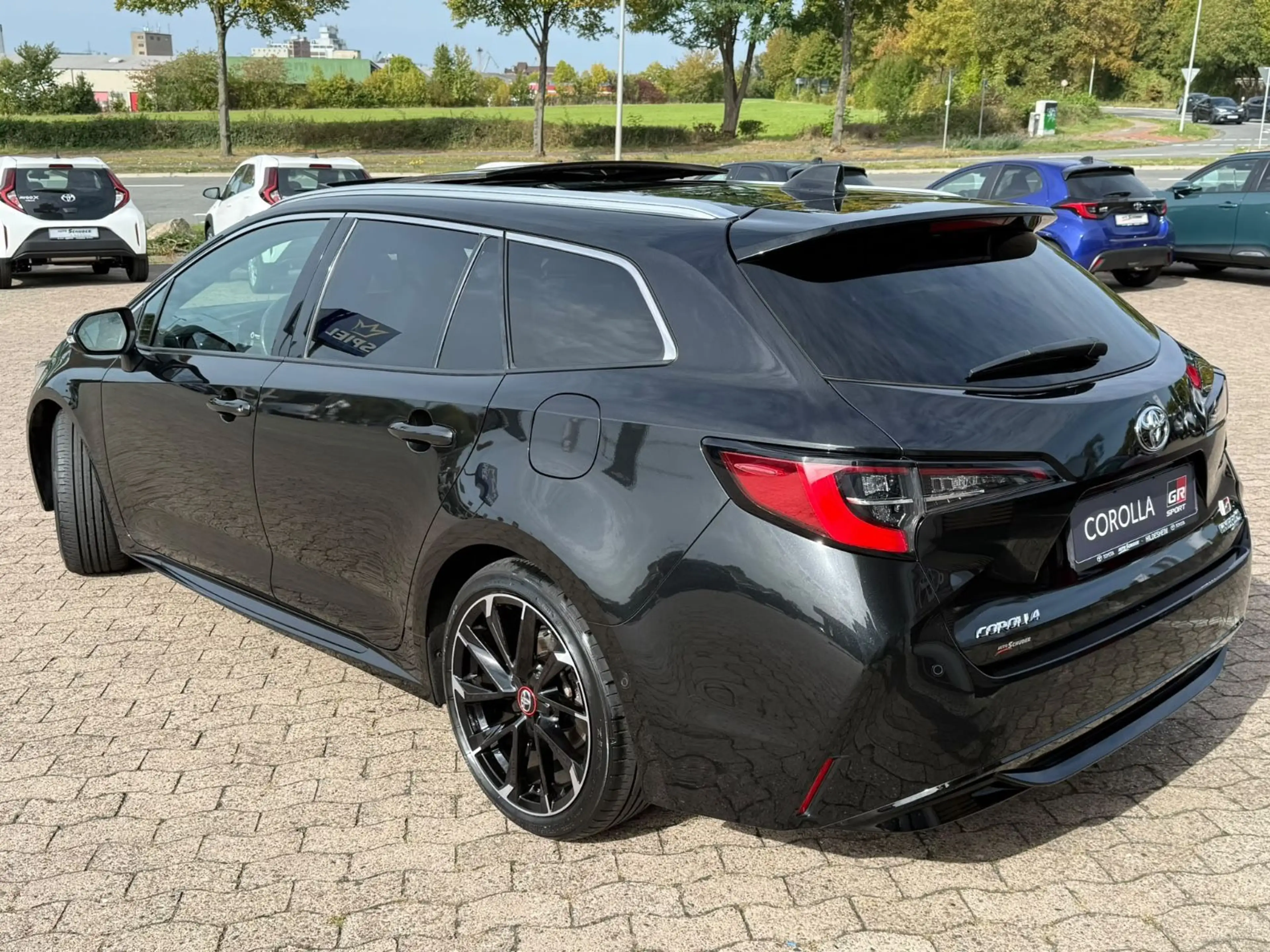 Toyota Corolla TS GR **PANORAMADACH** — photo 4