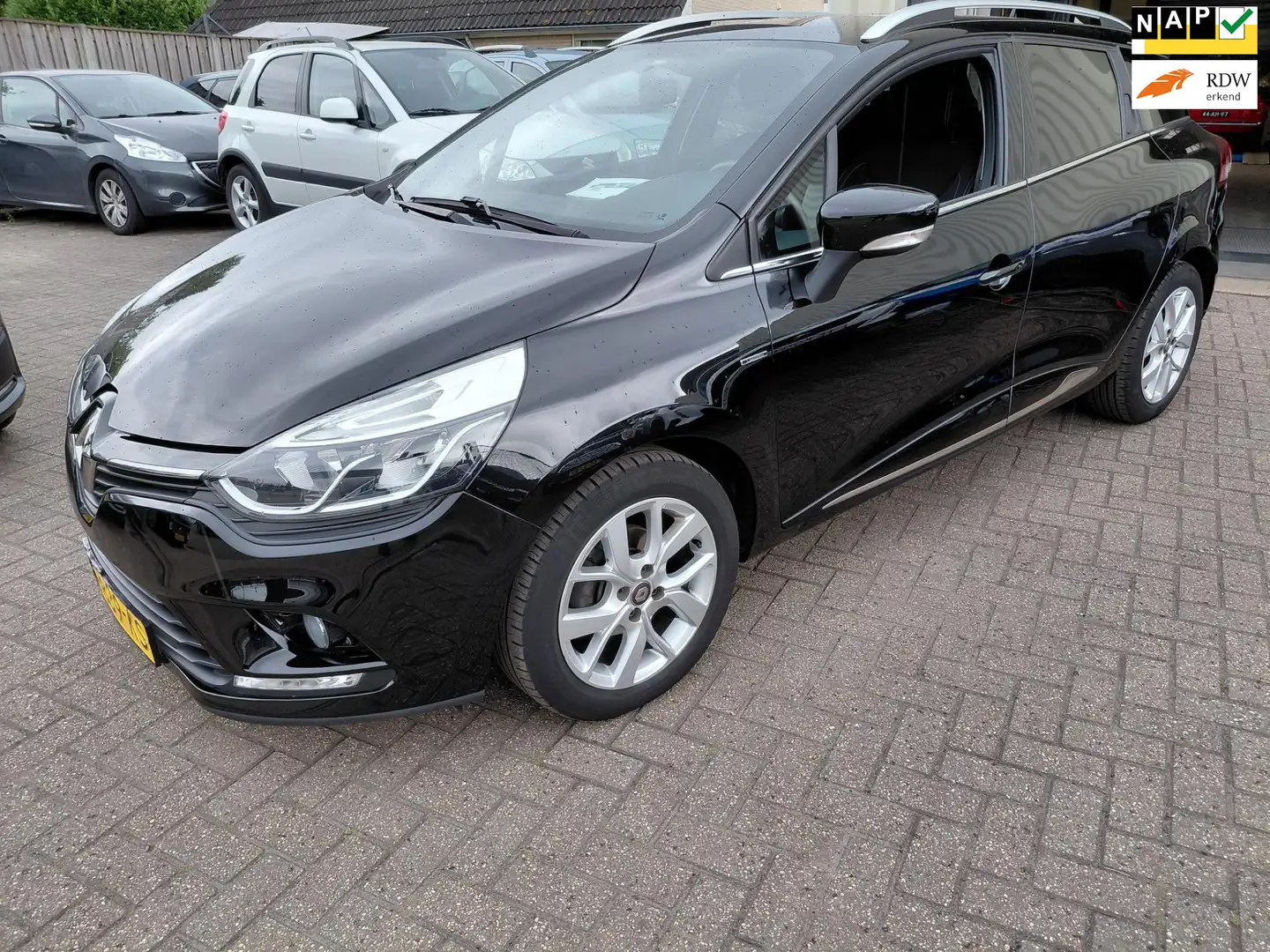 Renault Clio Estate 0.9 TCe Limited Zwart - 1