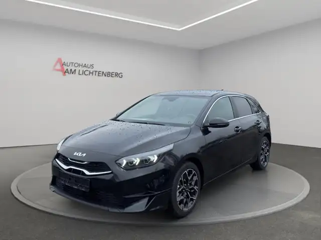 2025 Kia Ceed in Black for sale