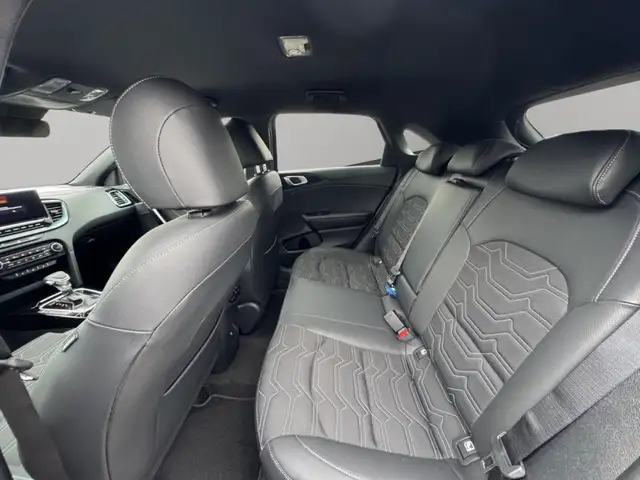 Kia Ceed view 11