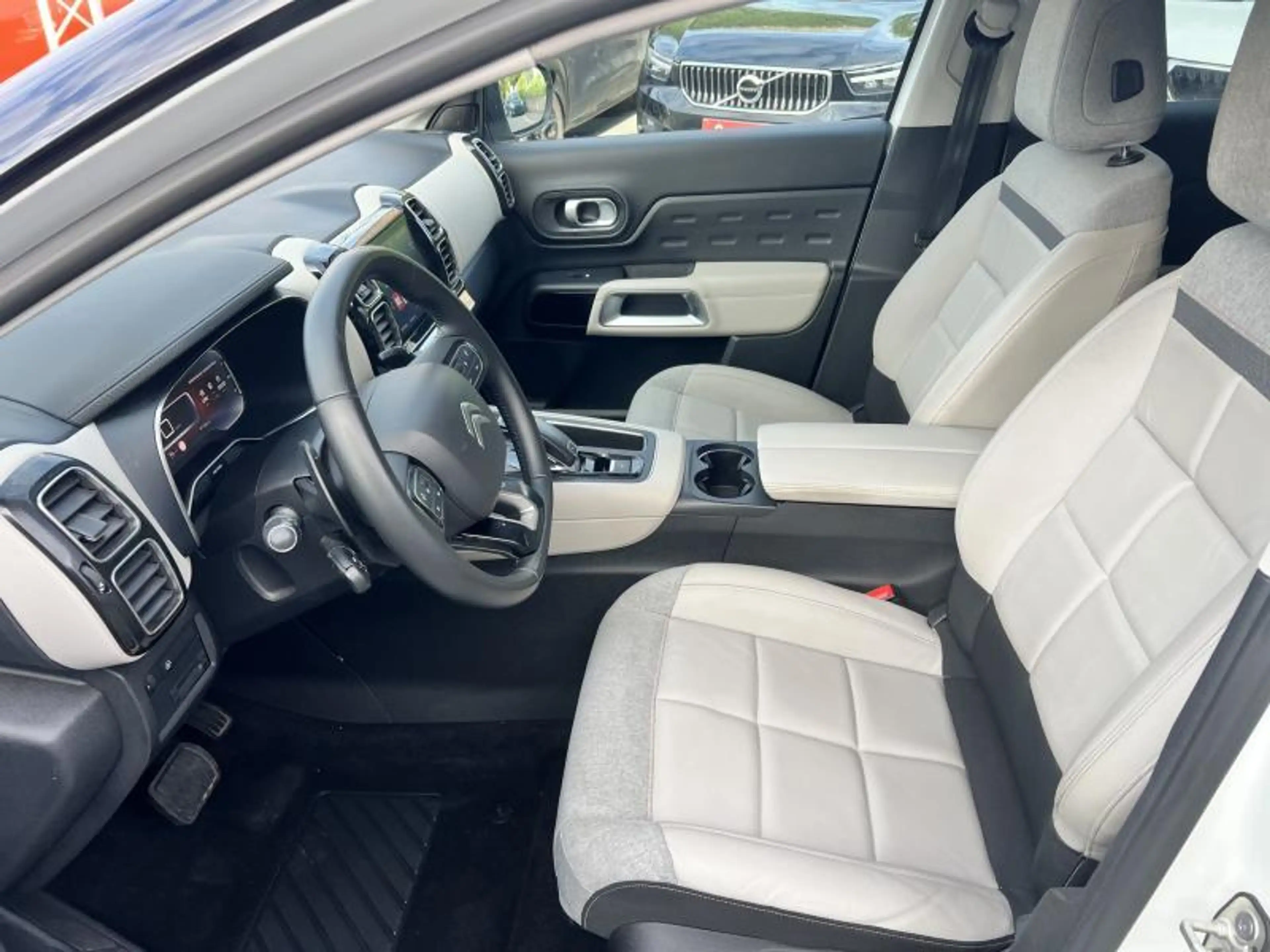 Citroen C5 Aircross Shine hdi 130 auto — photo 13