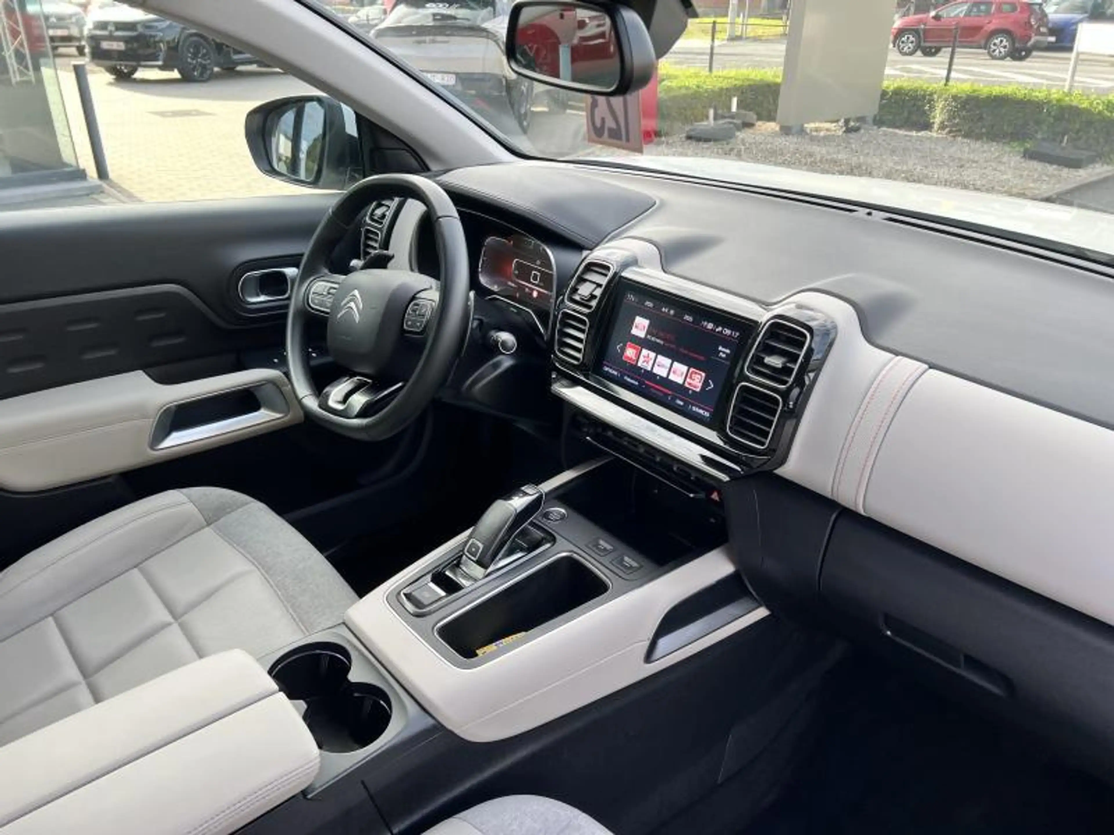 Citroen C5 Aircross Shine hdi 130 auto — photo 11