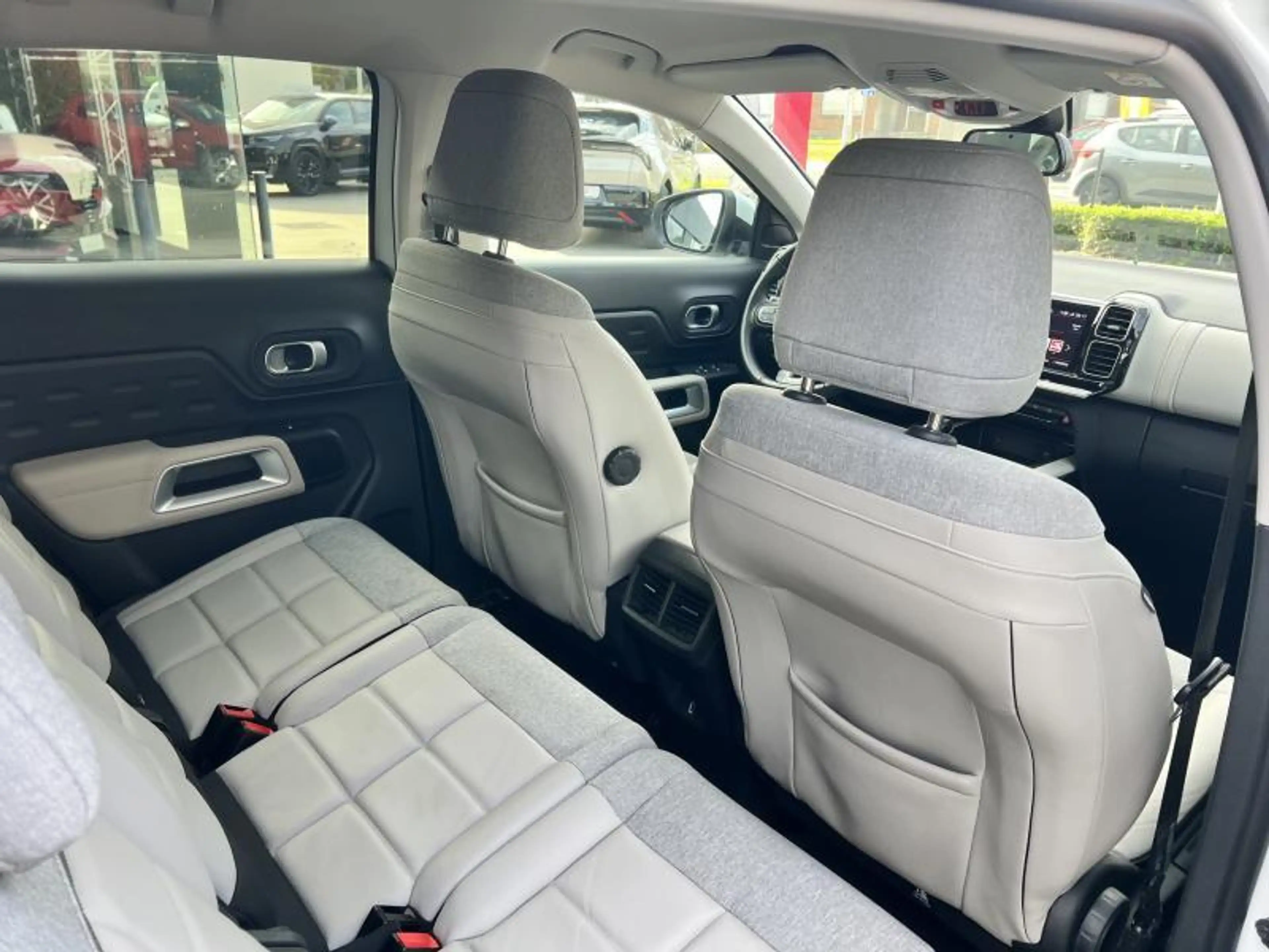 Citroen C5 Aircross Shine hdi 130 auto — photo 12