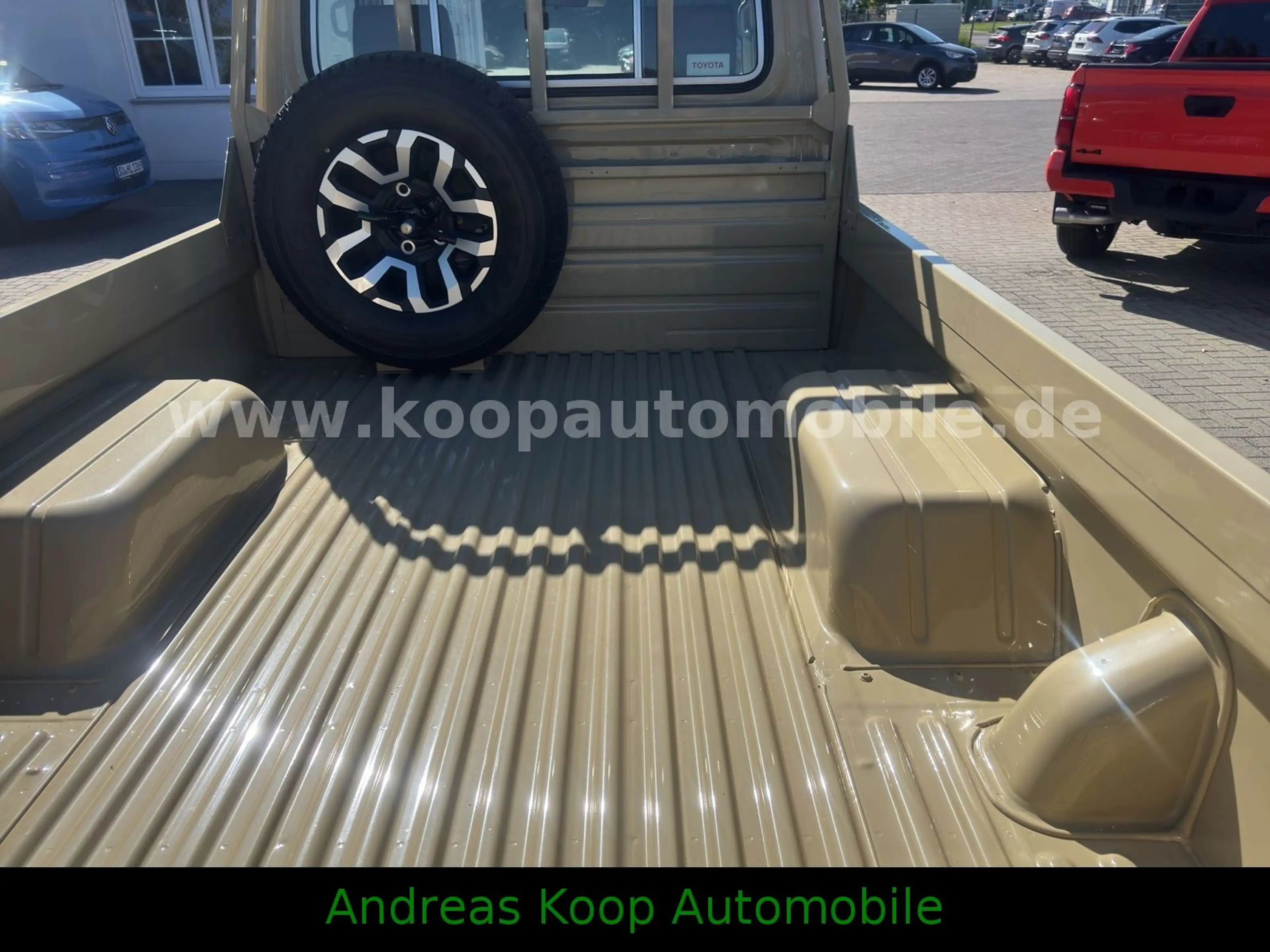 Toyota Land Cruiser GRJ 79 SC Aut. LX-Z LED ALU SOFORT — photo 10