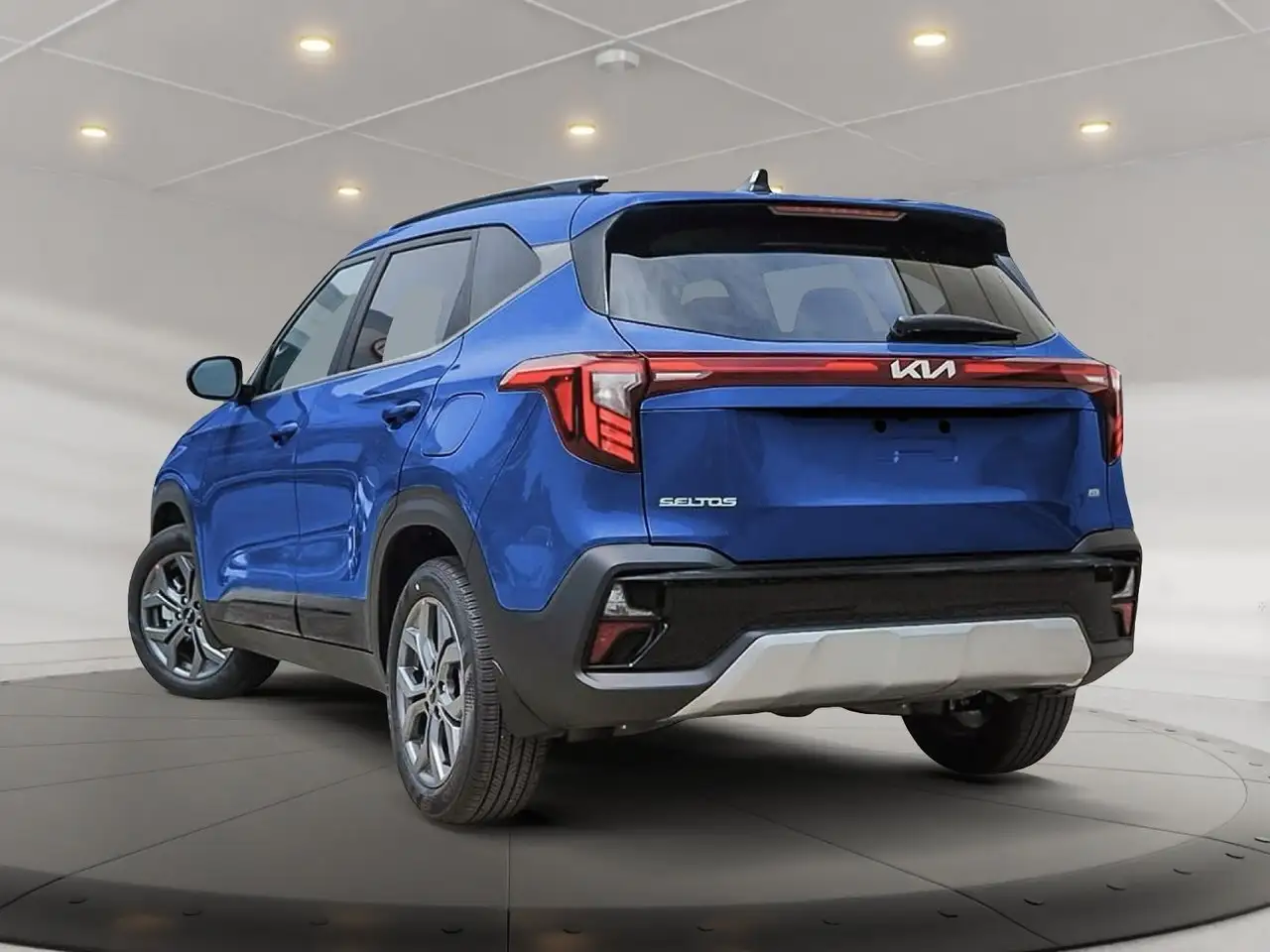 Kia Seltos снимка Kia Seltos