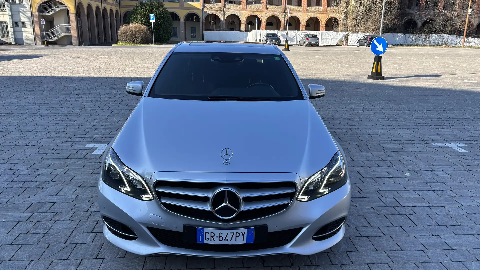 Mercedes-Benz E 220 CDI 7G-TRONIC Avantgarde - 1