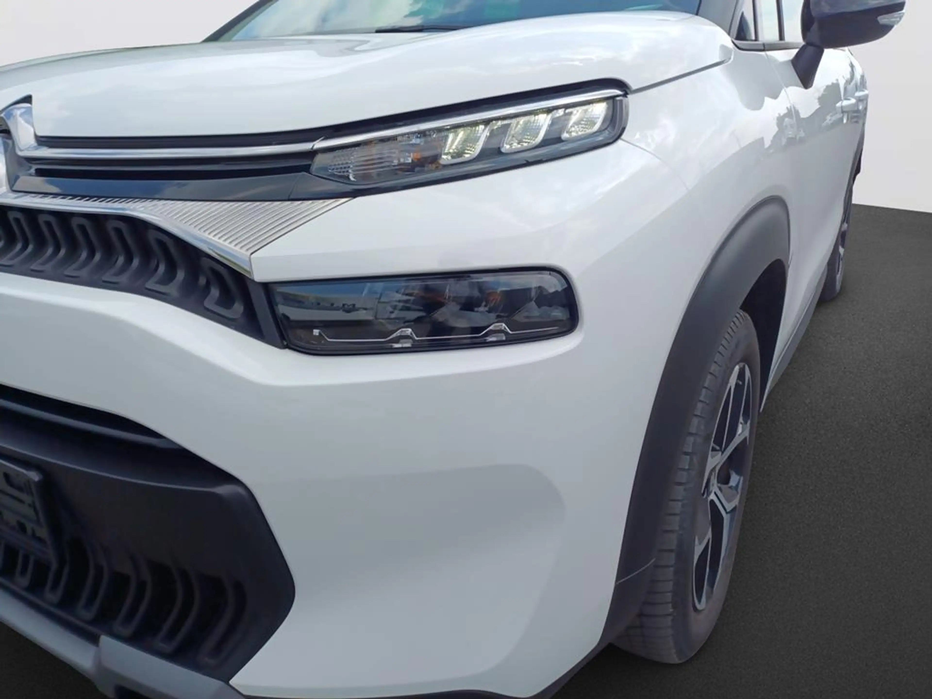 Citroen C3 Aircross PureTech 110 S&S Shine — photo 8