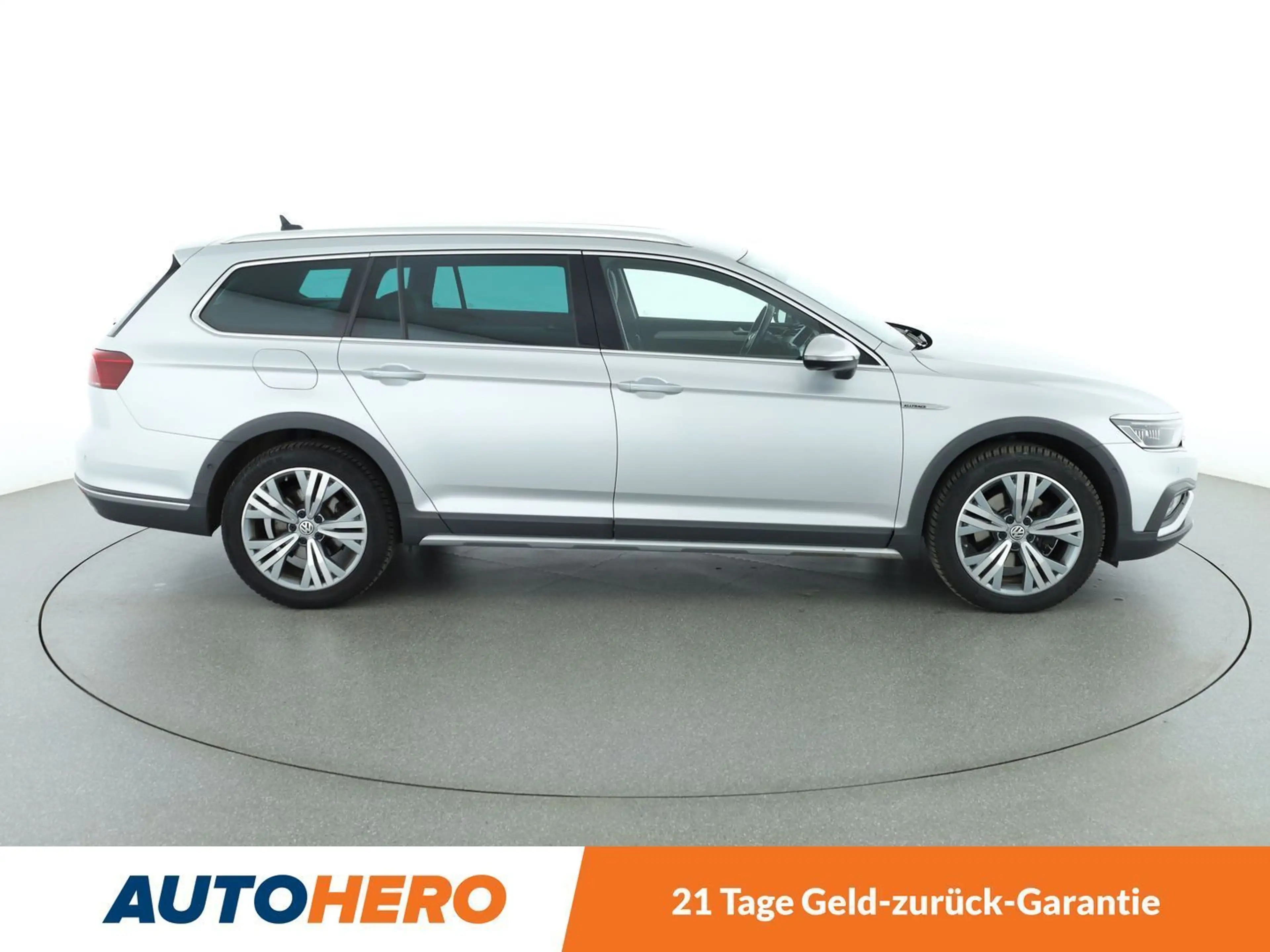 Volkswagen Passat Alltrack 2.0 TDI 4Motion Aut.*NAVI*360* — photo 7
