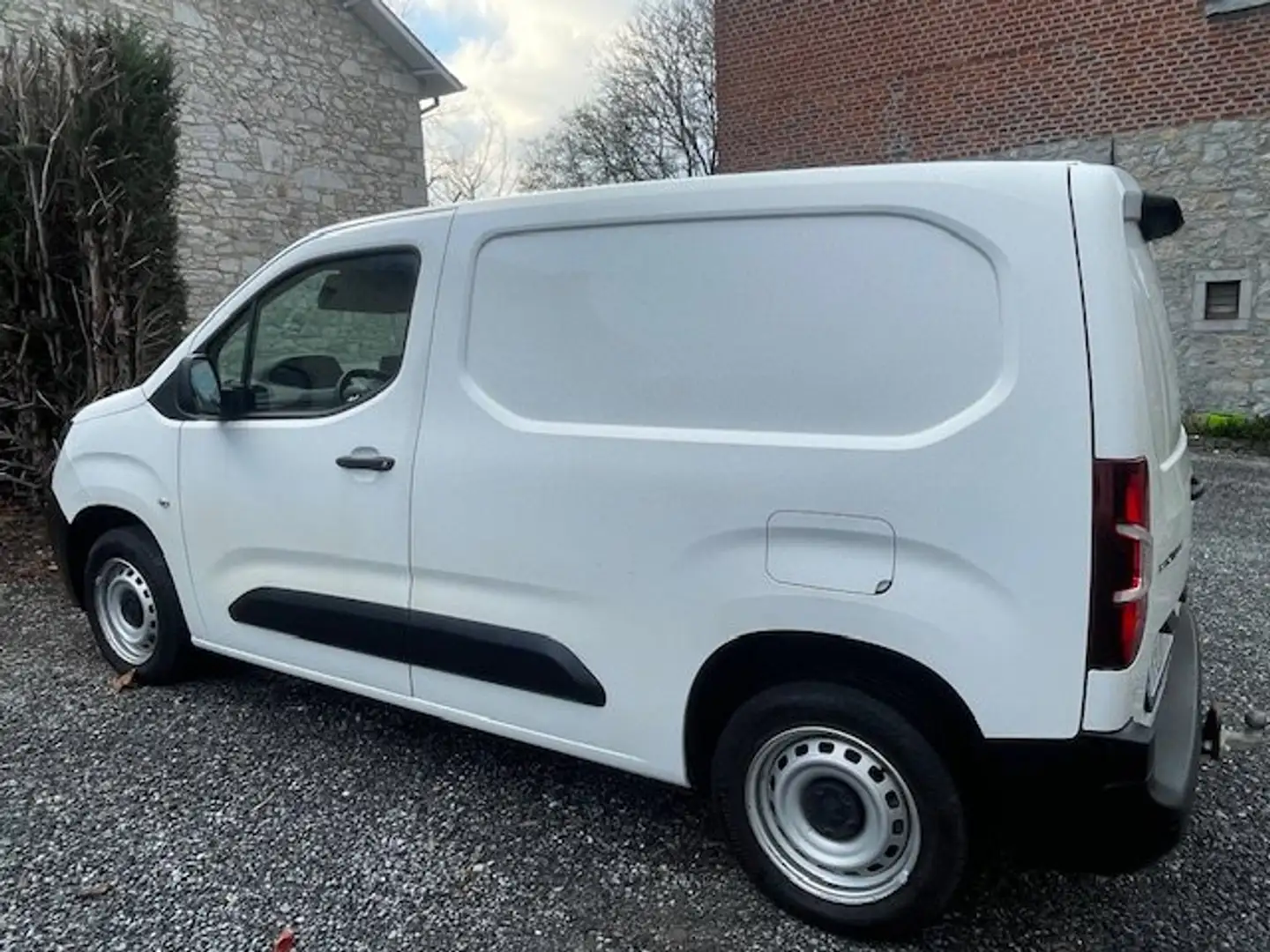 Peugeot Partner 1.5 HDI Blanc - 2