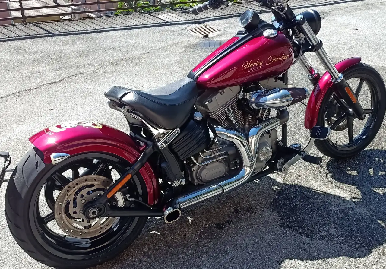 Harley-Davidson Rocker C