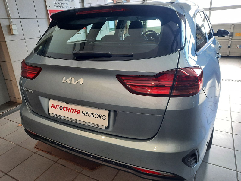 Kia Ceed SW / cee'd SW 1.5 T-GDI Sportswagon — photo 3