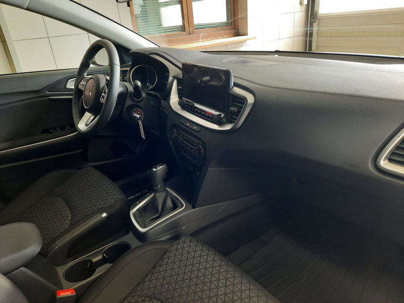 Kia Ceed SW / cee'd SW 1.5 T-GDI Sportswagon — photo 5