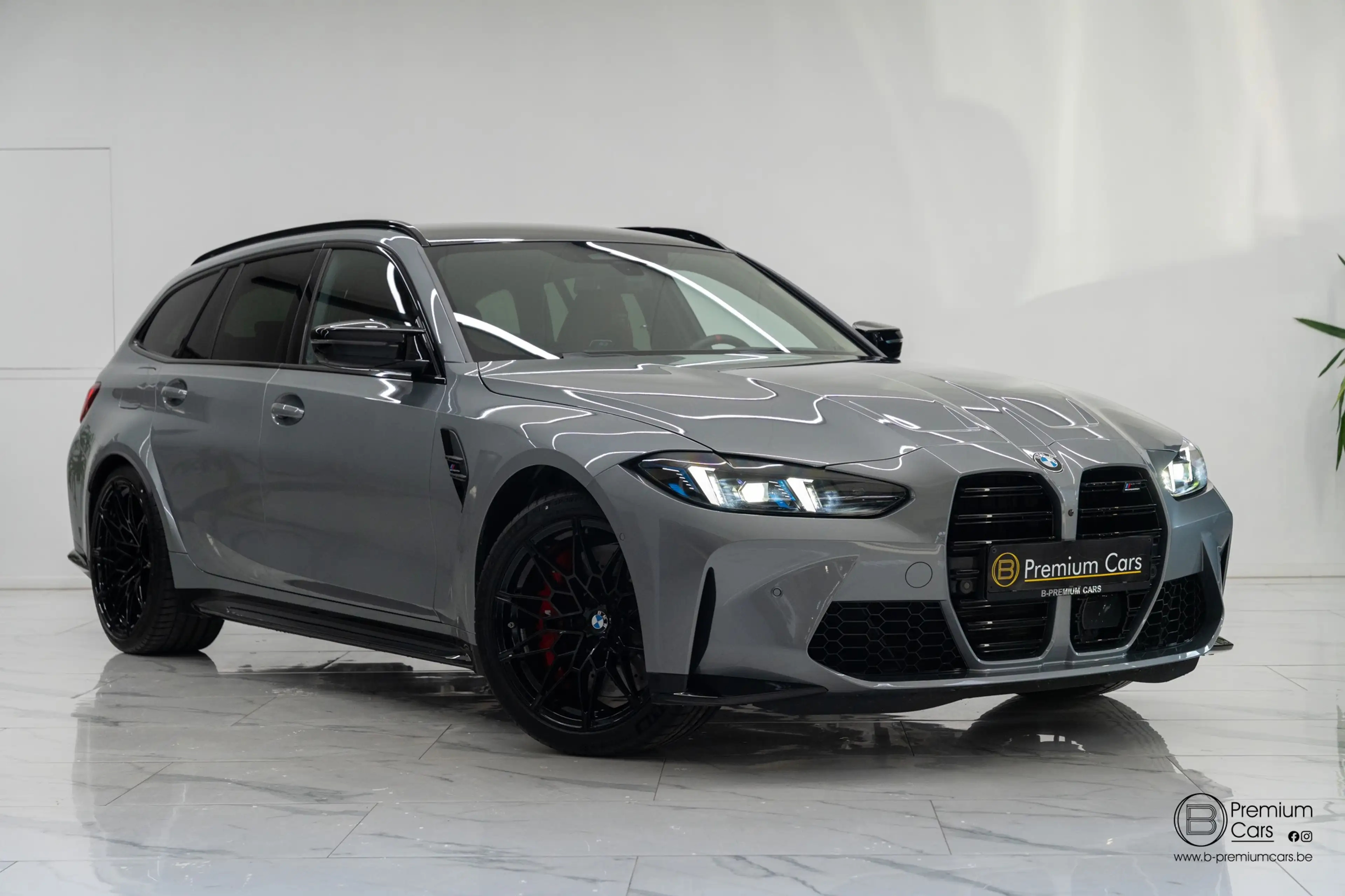 BMW M3 Competition M xDrive Touring Carbon! Full options! New car! — photo 8