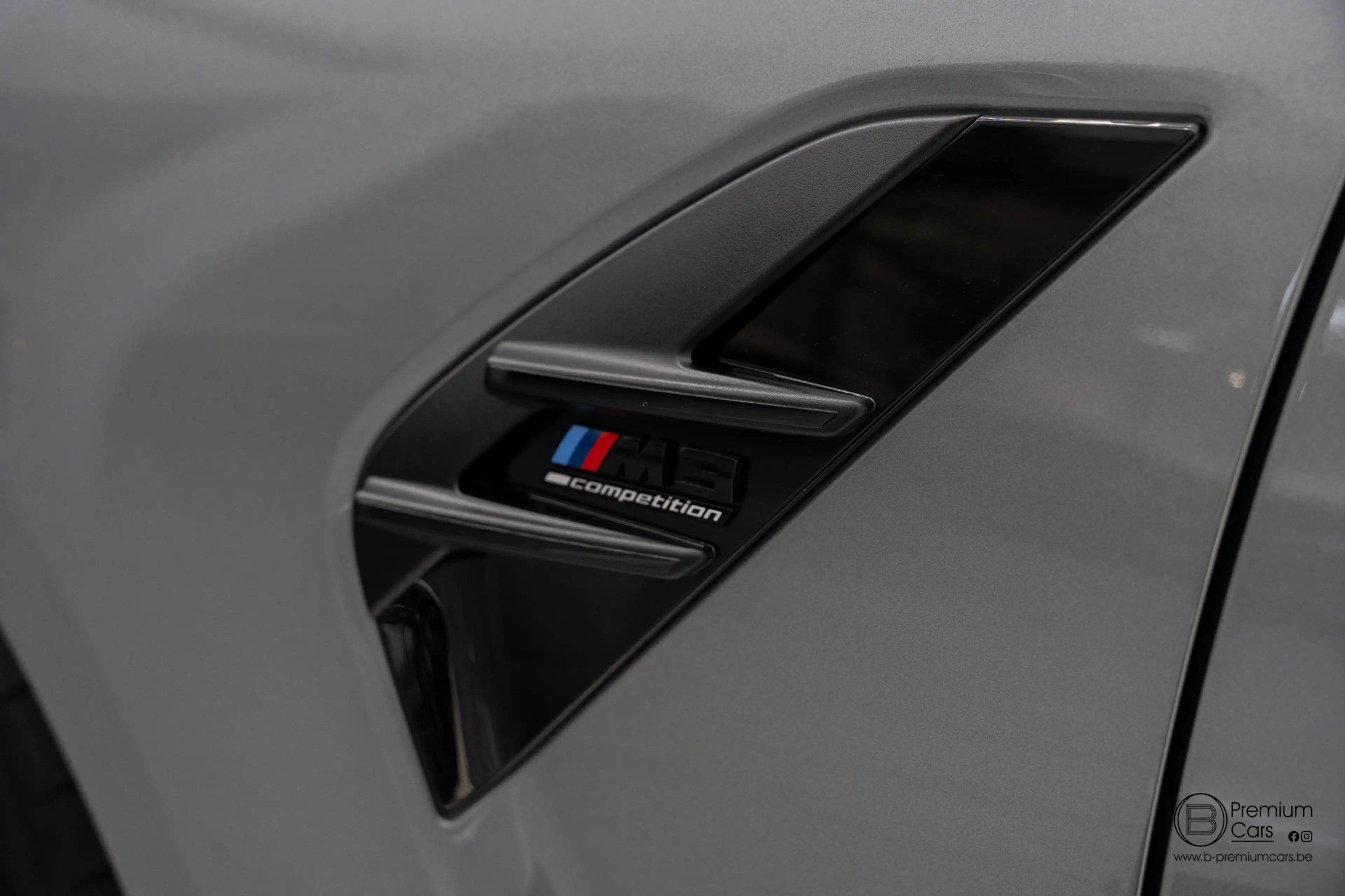 BMW M3 Competition M xDrive Touring Carbon! Full options! New car! — photo 13