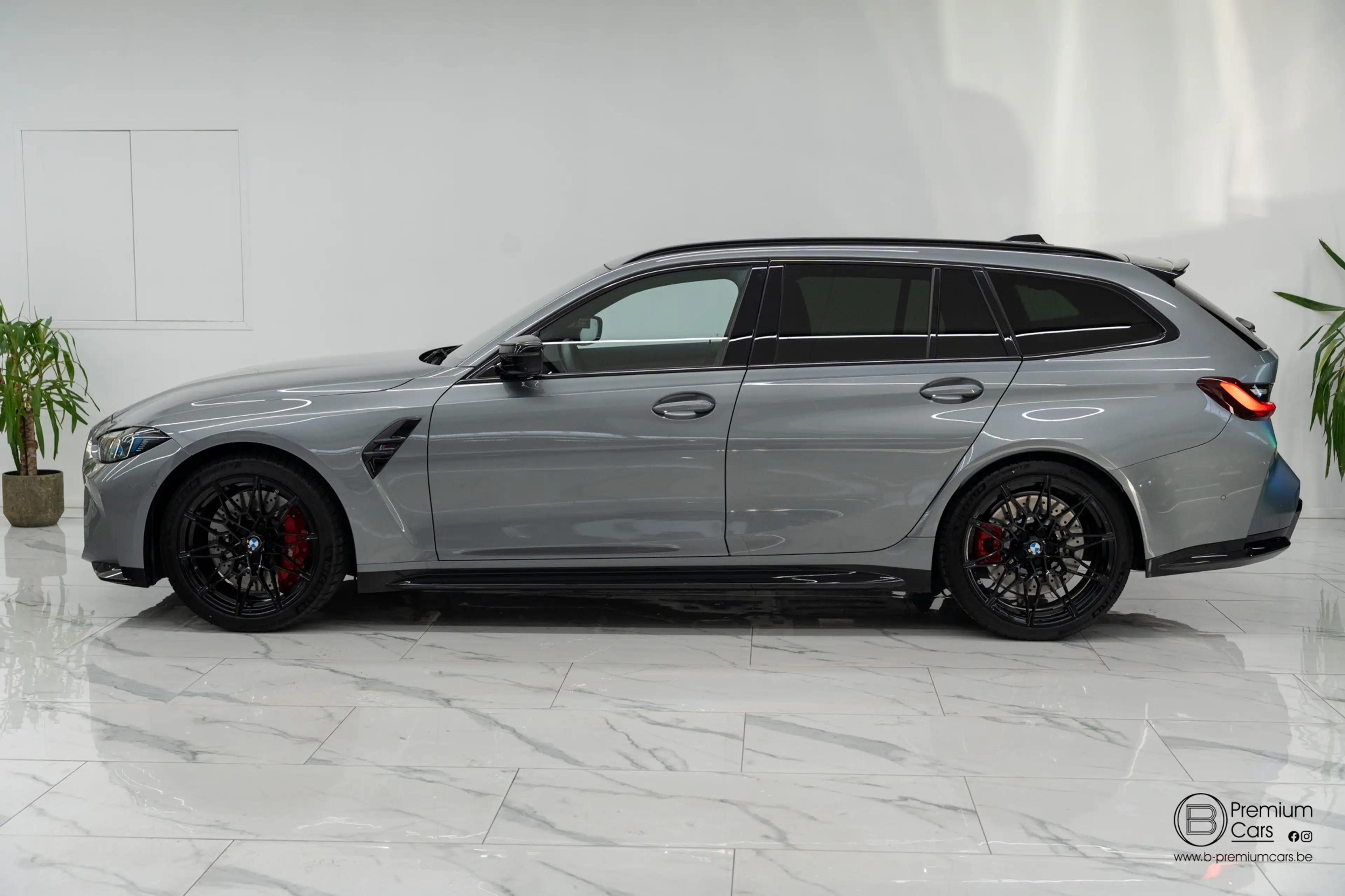 BMW M3 Competition M xDrive Touring Carbon! Full options! New car! — photo 10
