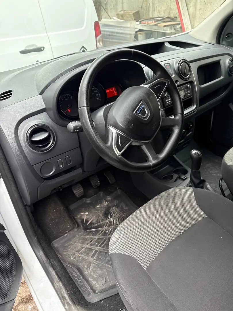Dacia Dokker Essential Weiß - 2