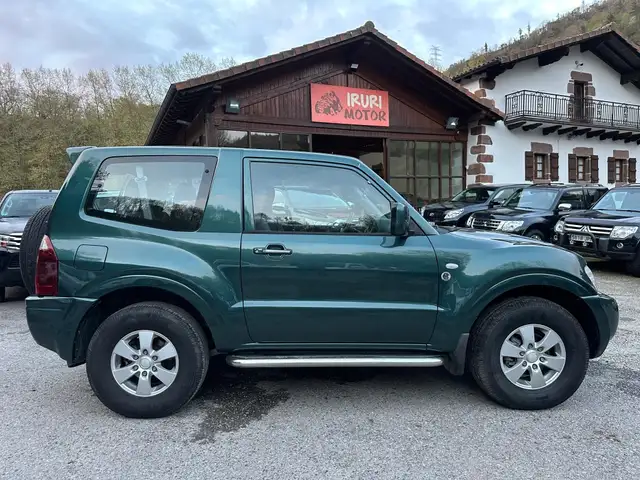 Mitsubishi Montero 2.5TDI Sahel