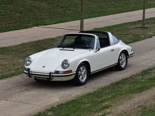 Porsche Targa 911T 2.2 Targa / Light ivory