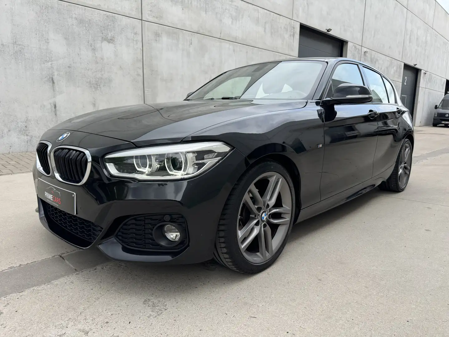 BMW 118 118iA M-Sport/Shadow Line/12 Maanden Garantie/ Zwart - 1