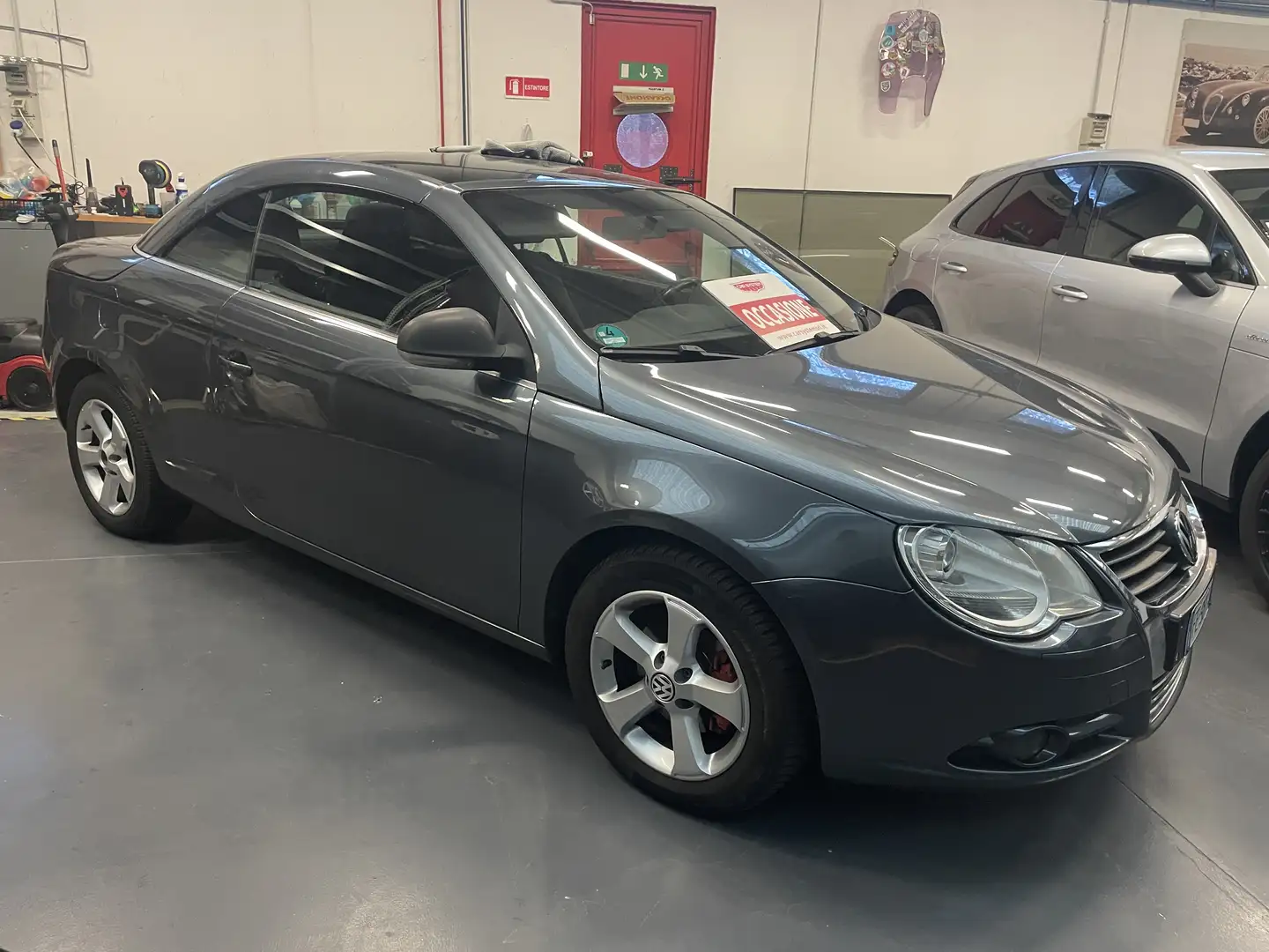 Volkswagen Eos Eos 1.6 fsi CABRIO 4 POSTI Gris - 1