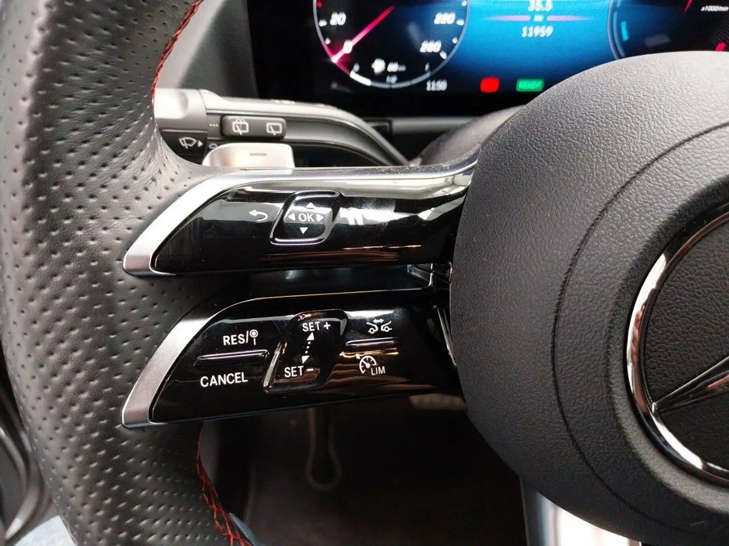 Mercedes-Benz GLA 45 AMG 4Matic 7-DCT Gris - 2