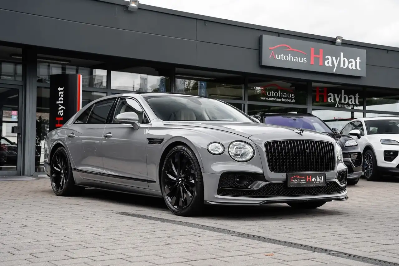 Bentley Flying Spur 2022 — фото 13