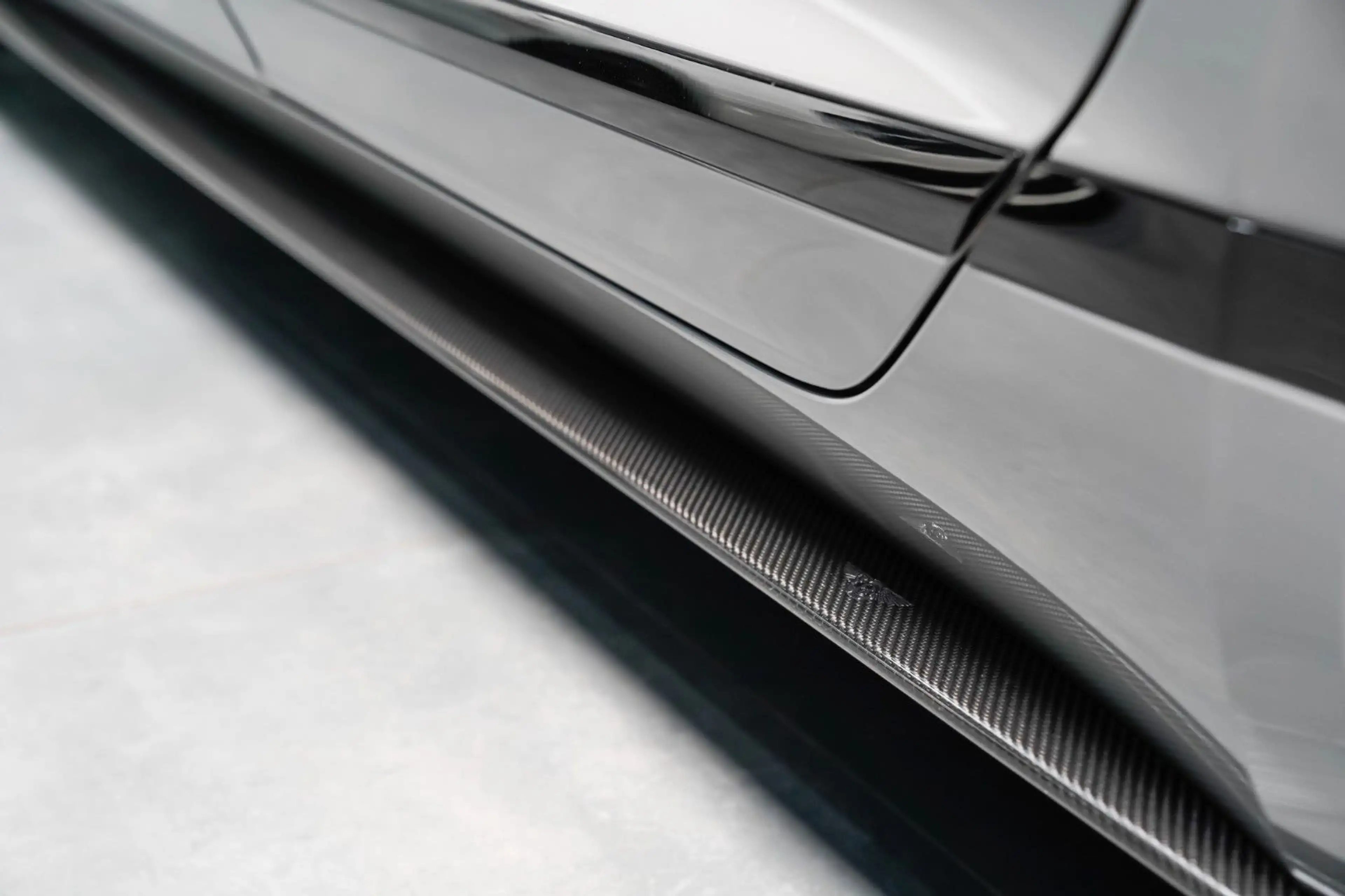 Bentley Flying Spur Hybrid Mulliner Blackline-Carbon-B&O — photo 12