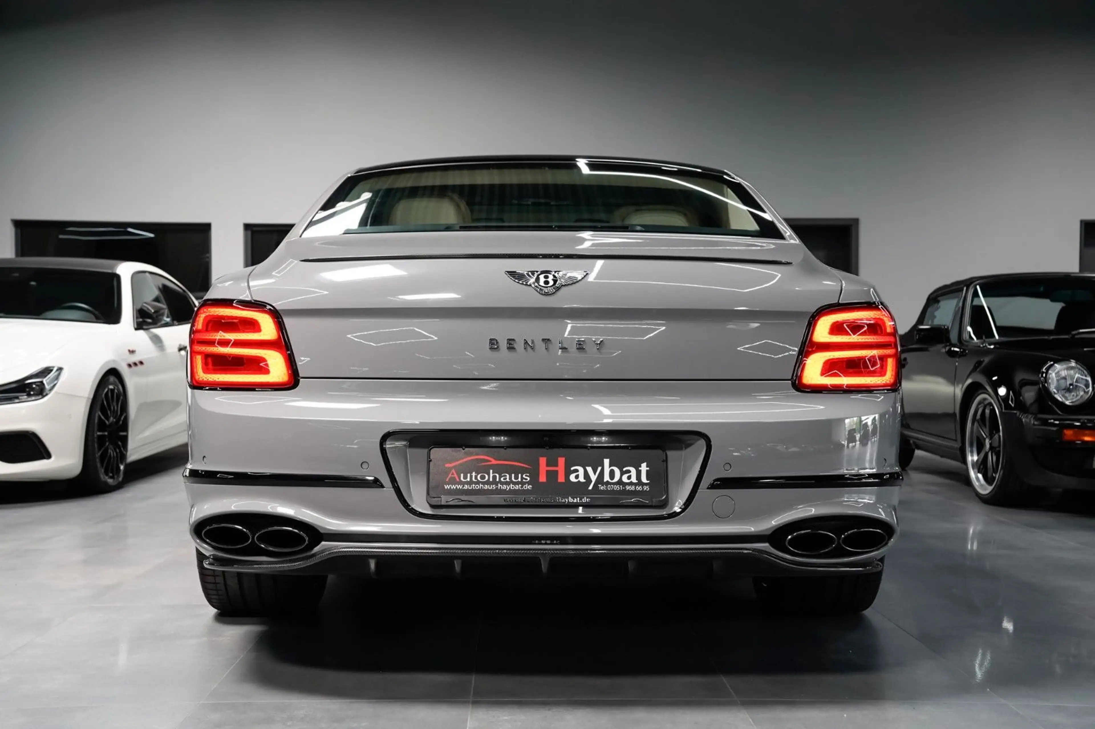Bentley Flying Spur Hybrid Mulliner Blackline-Carbon-B&O — photo 9