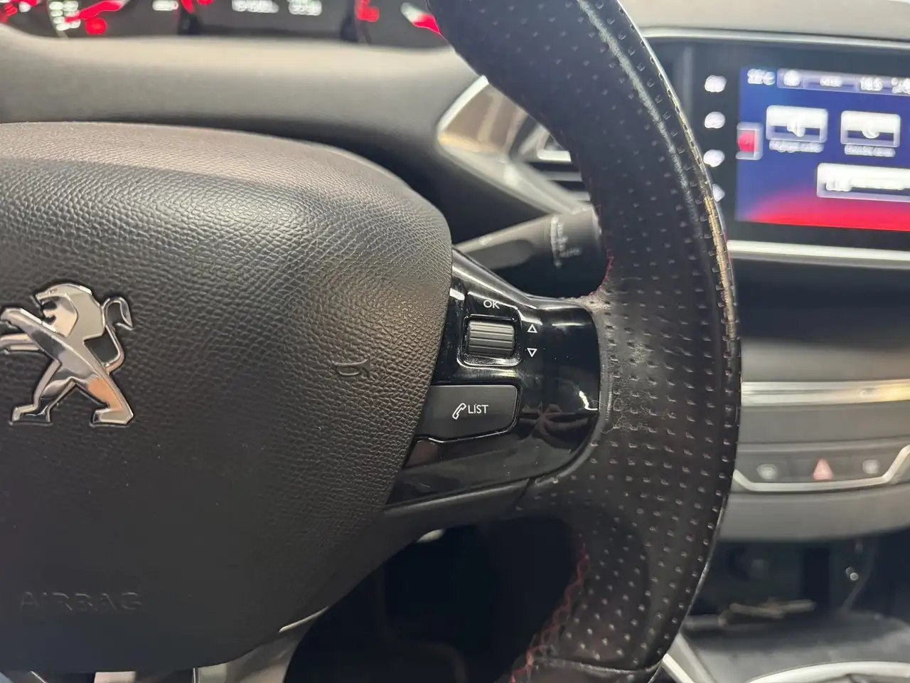 Peugeot 308 308 — photo 30
