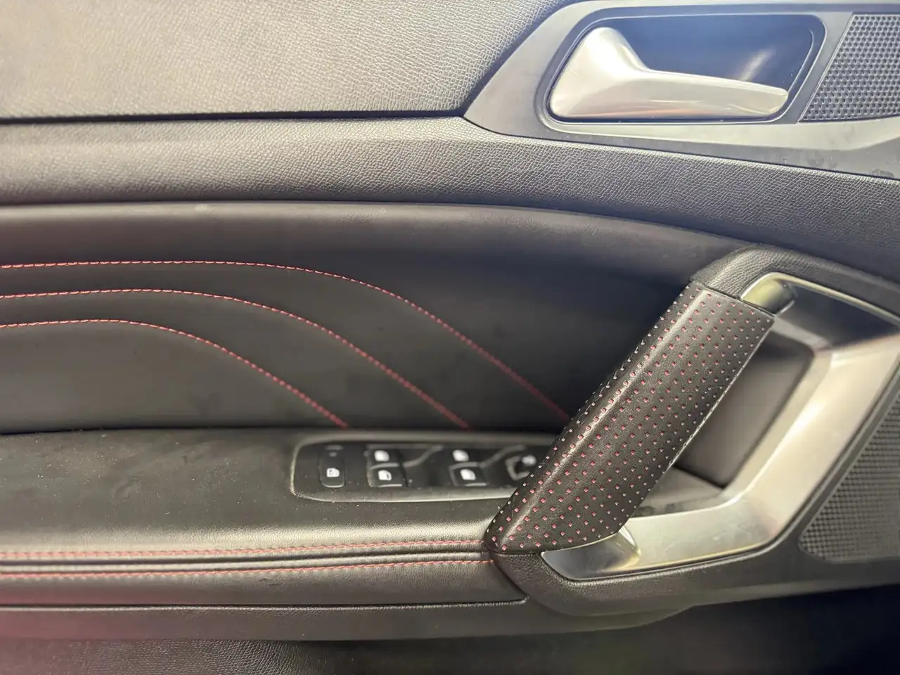 Peugeot 308 308 — photo 36