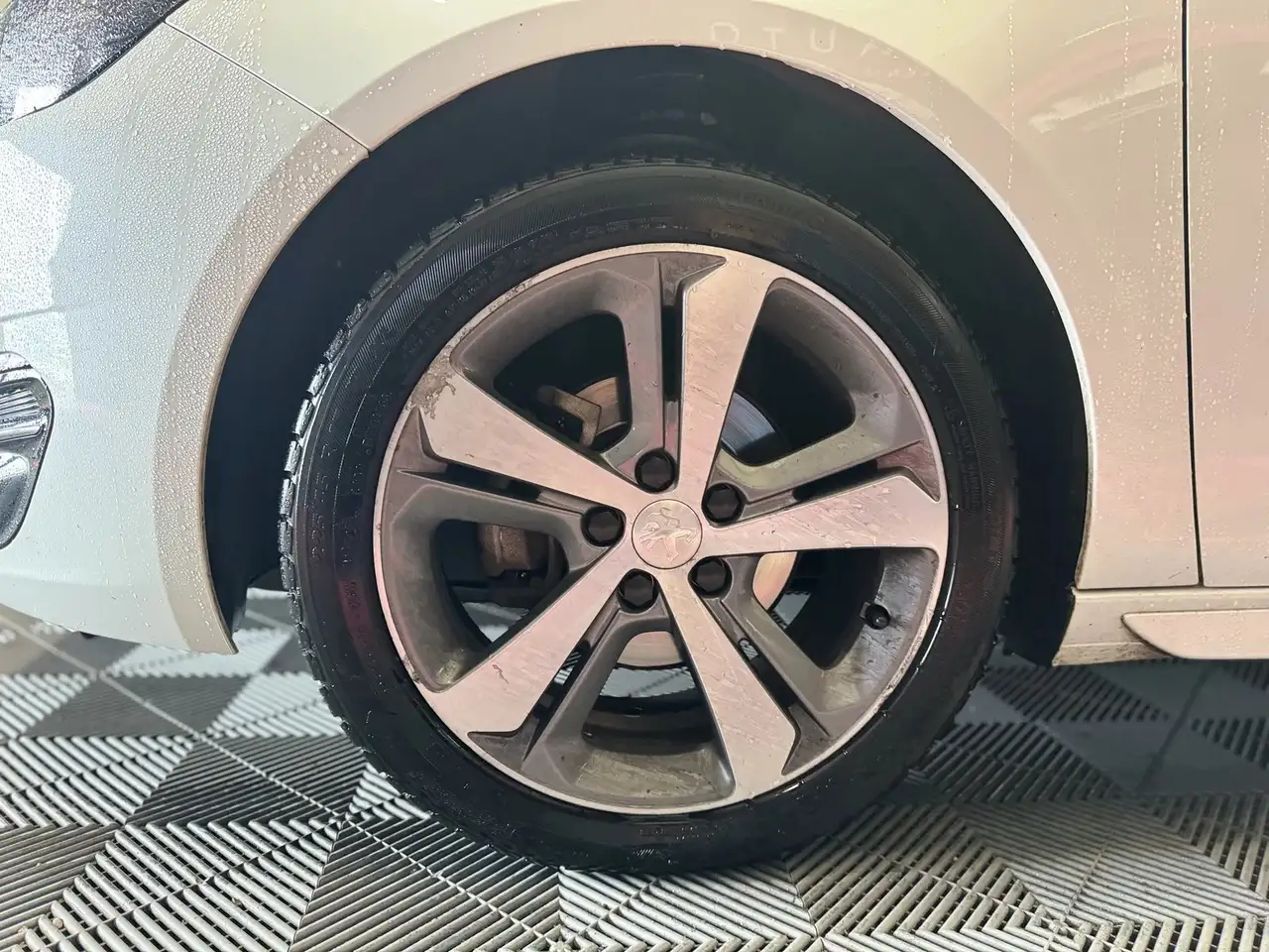 Peugeot 308 308 — photo 7